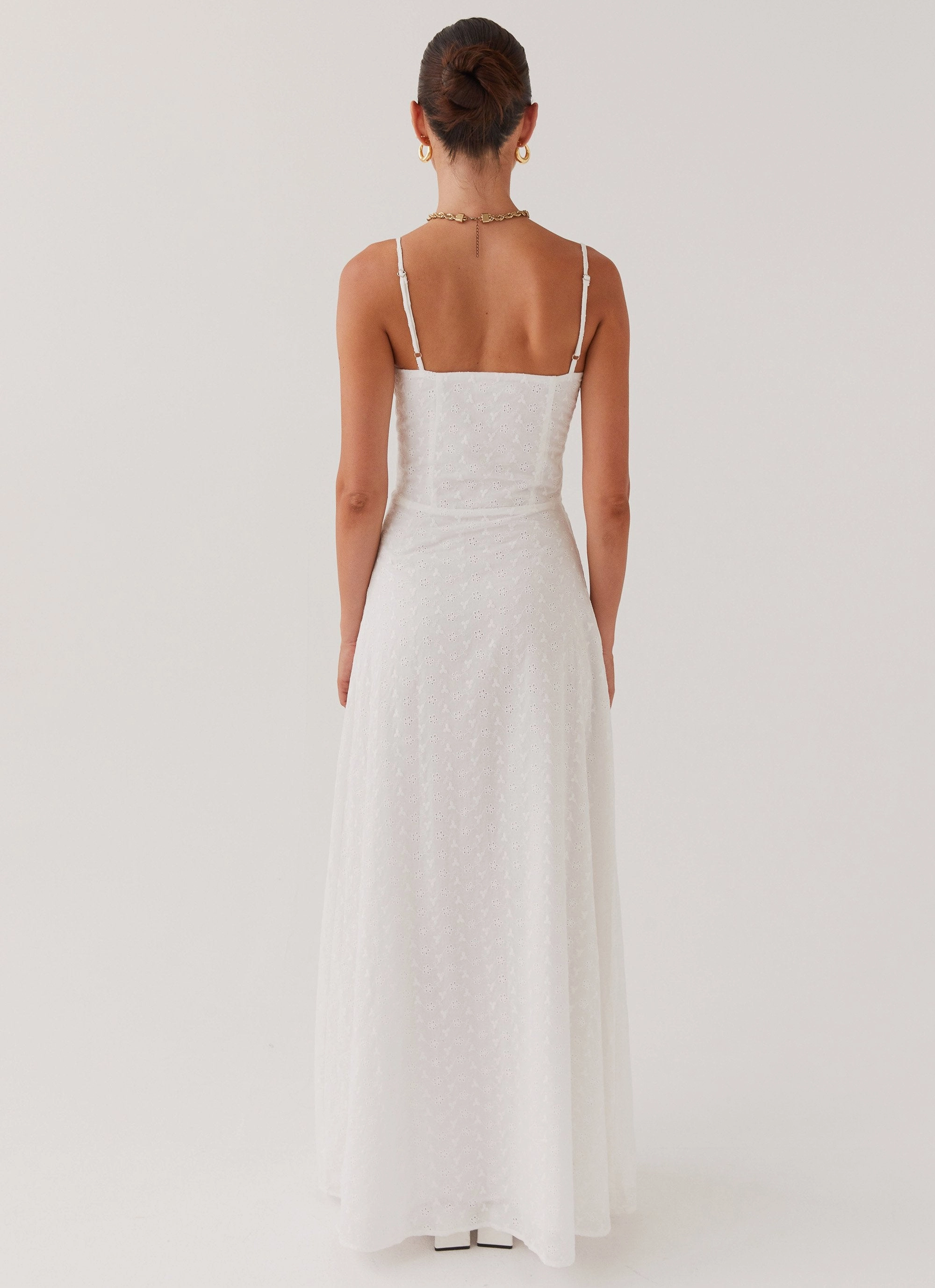 Elsie Broderie Maxi Dress - White Breeze Flow Chill Style