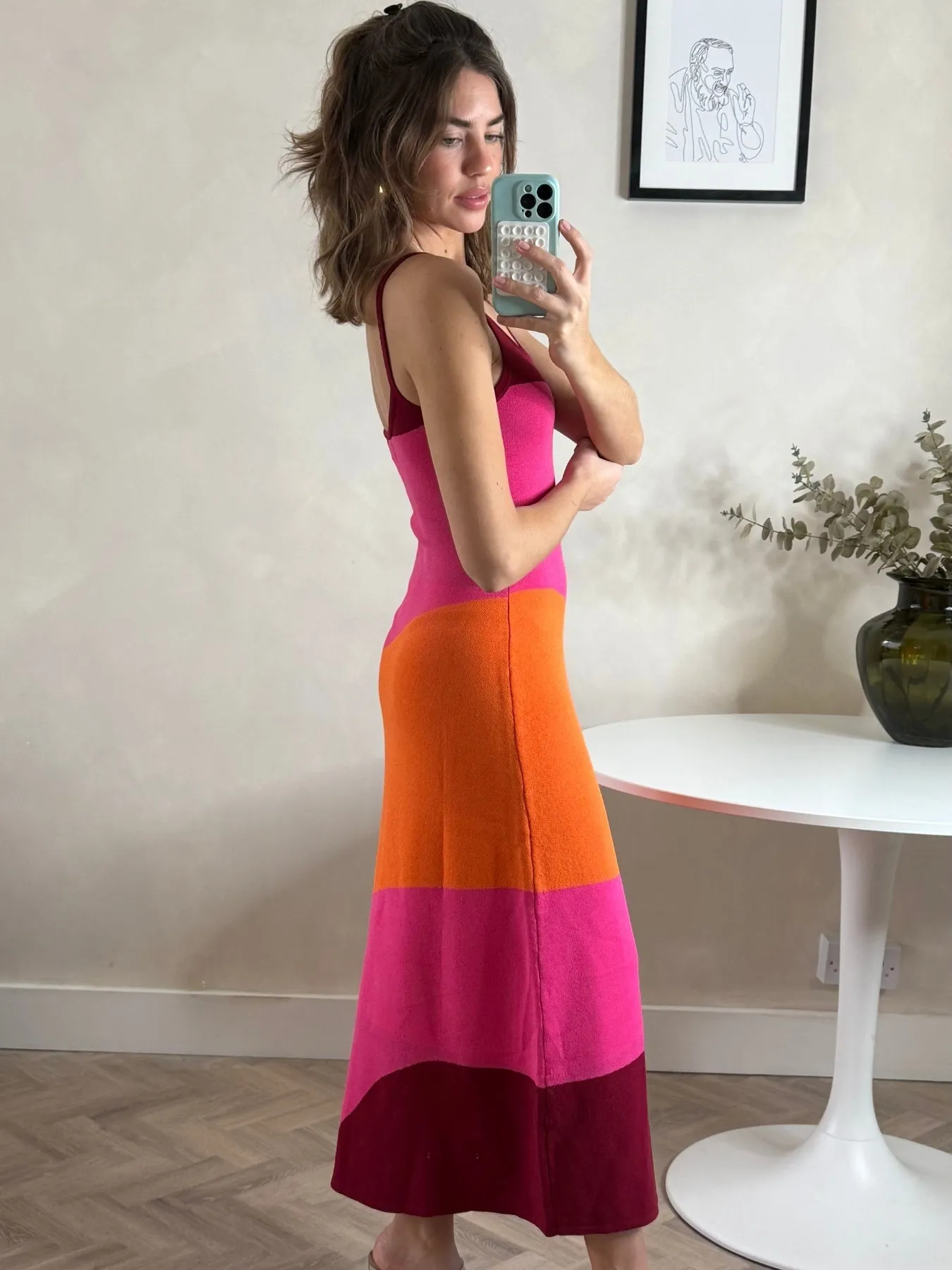 Colourblock Strappy Knitted Midi Dress in Orange & pink V-Neck Light Elegance