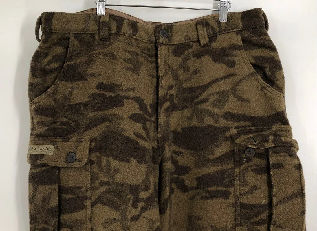 Columbia Men's Green Camouflage Straight Leg Cargo Pants - Size 40