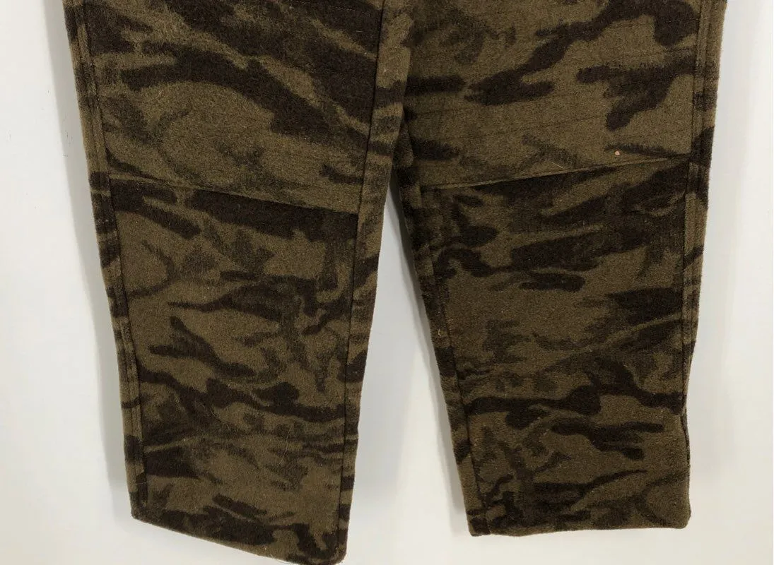 Columbia Men's Green Camouflage Straight Leg Cargo Pants - Size 40