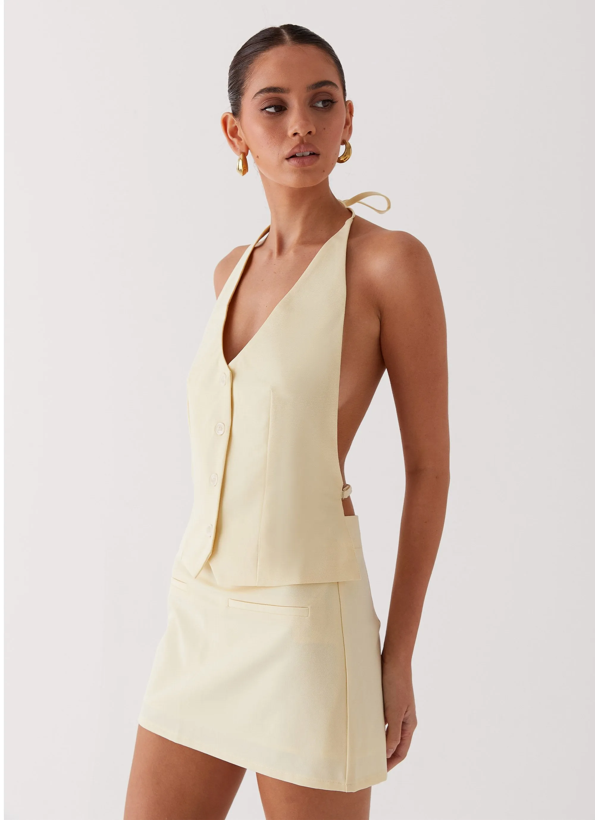 Balanced Outfit Photography Session Sarah Mini Skirt - Butter