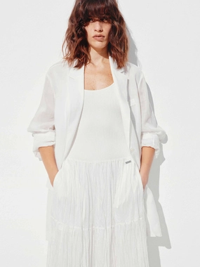 Comfy Ramie White Blazer