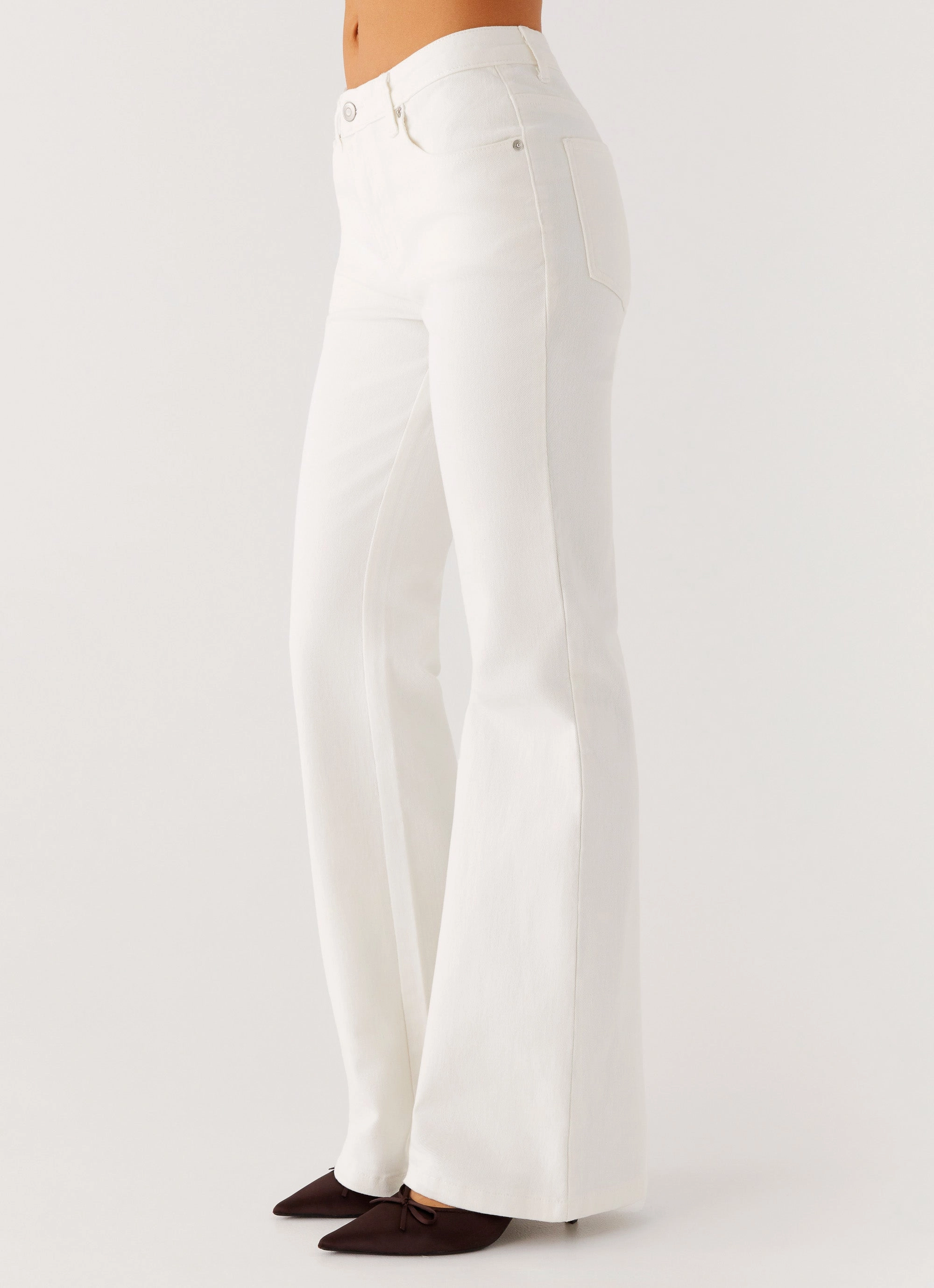 Aldo Bootleg Jeans - White Casual Design Streetwear vibe