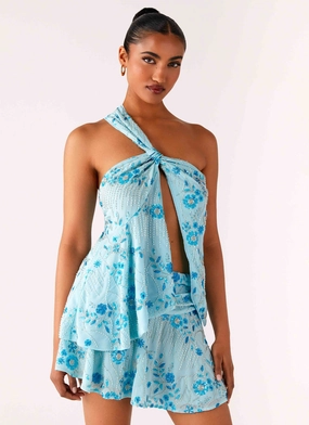 Compact Tech Feel Delight Me Beaded Asymmetrical Top - Blue Essential Casual Look Delight Me Beaded Asymmetrical Top - Blue