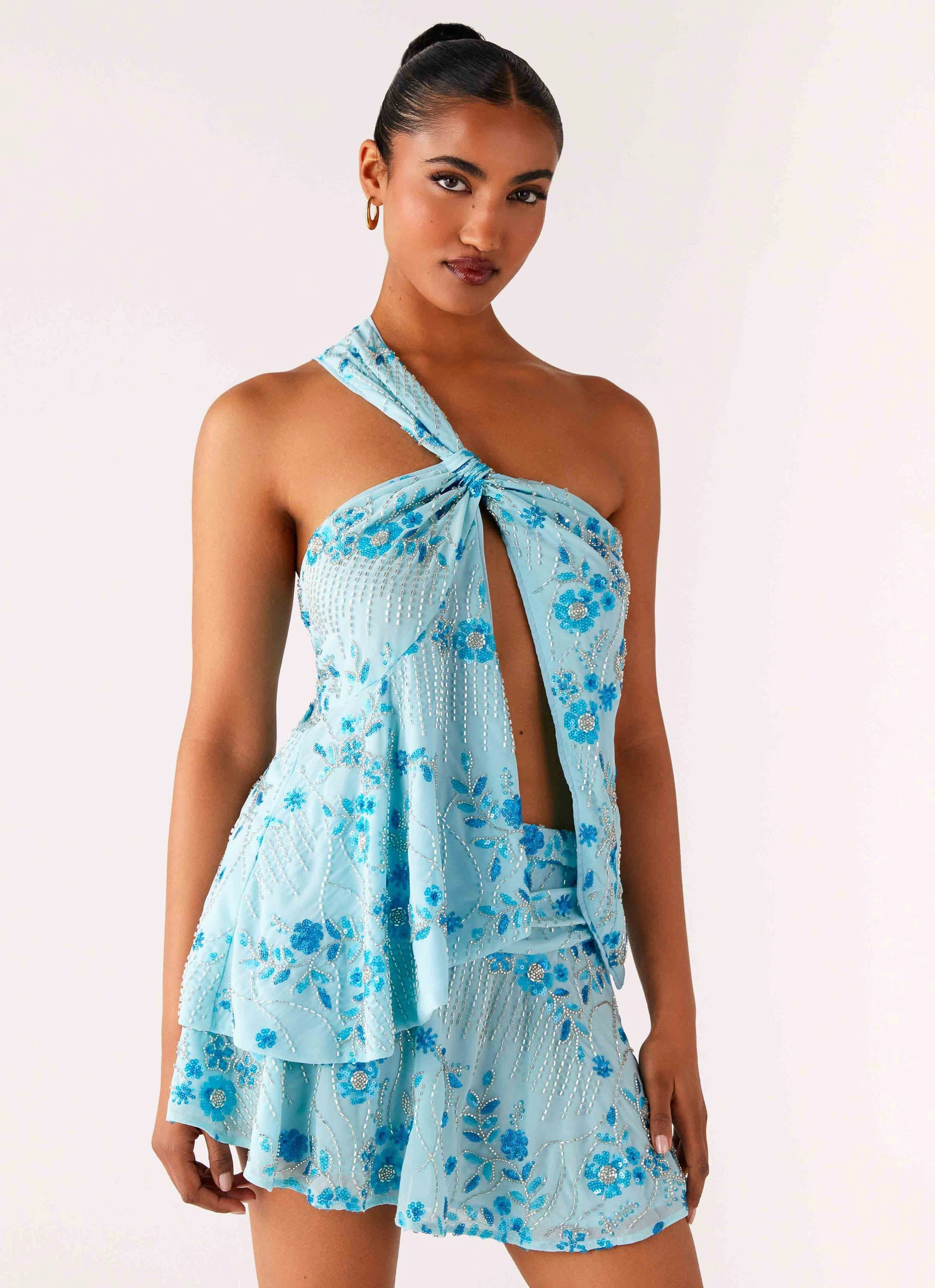 Essential Casual Look Delight Me Beaded Asymmetrical Top - Blue