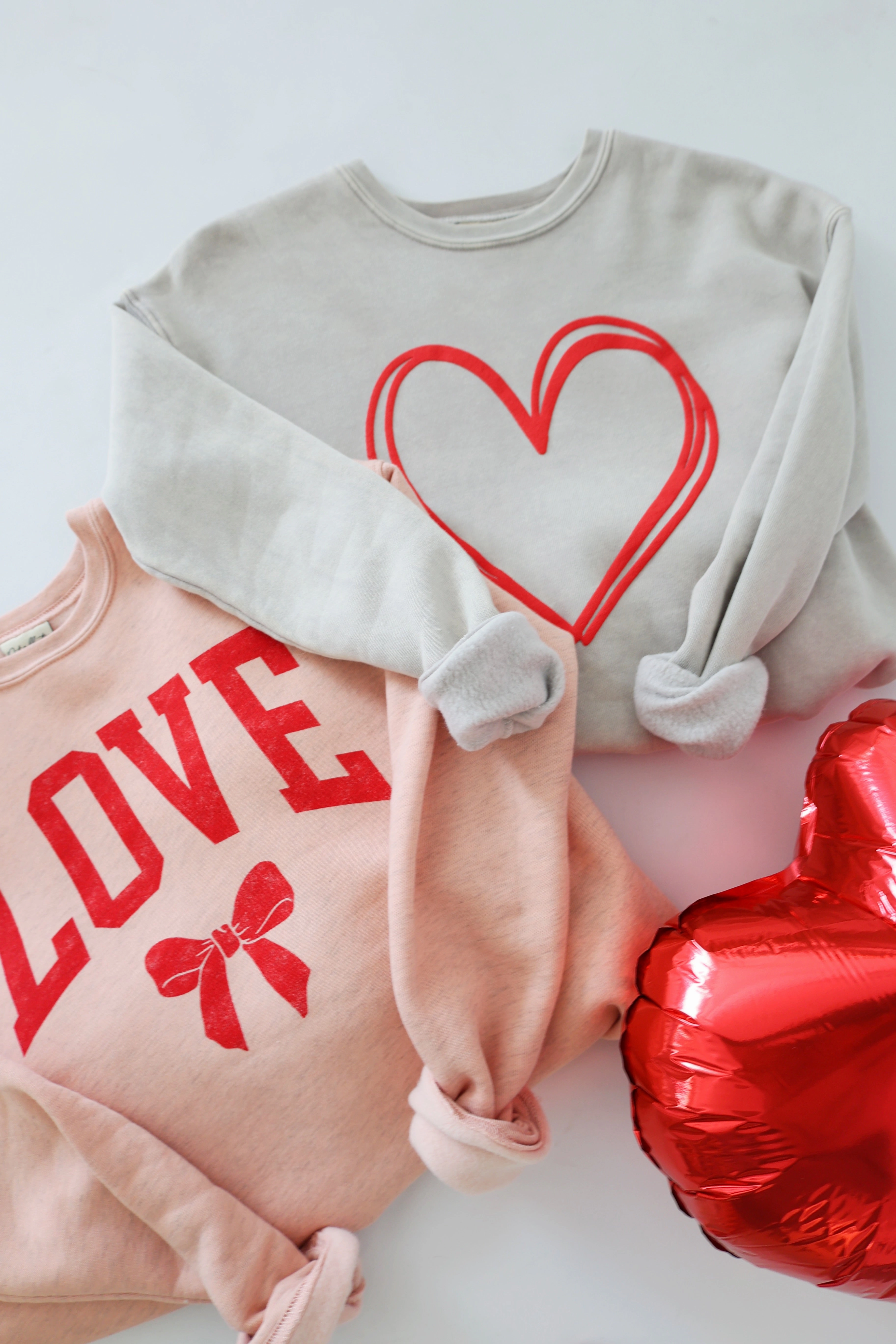 Love Bow Graphic Sweatshirt (FINAL SALE) Classic Crew Neck