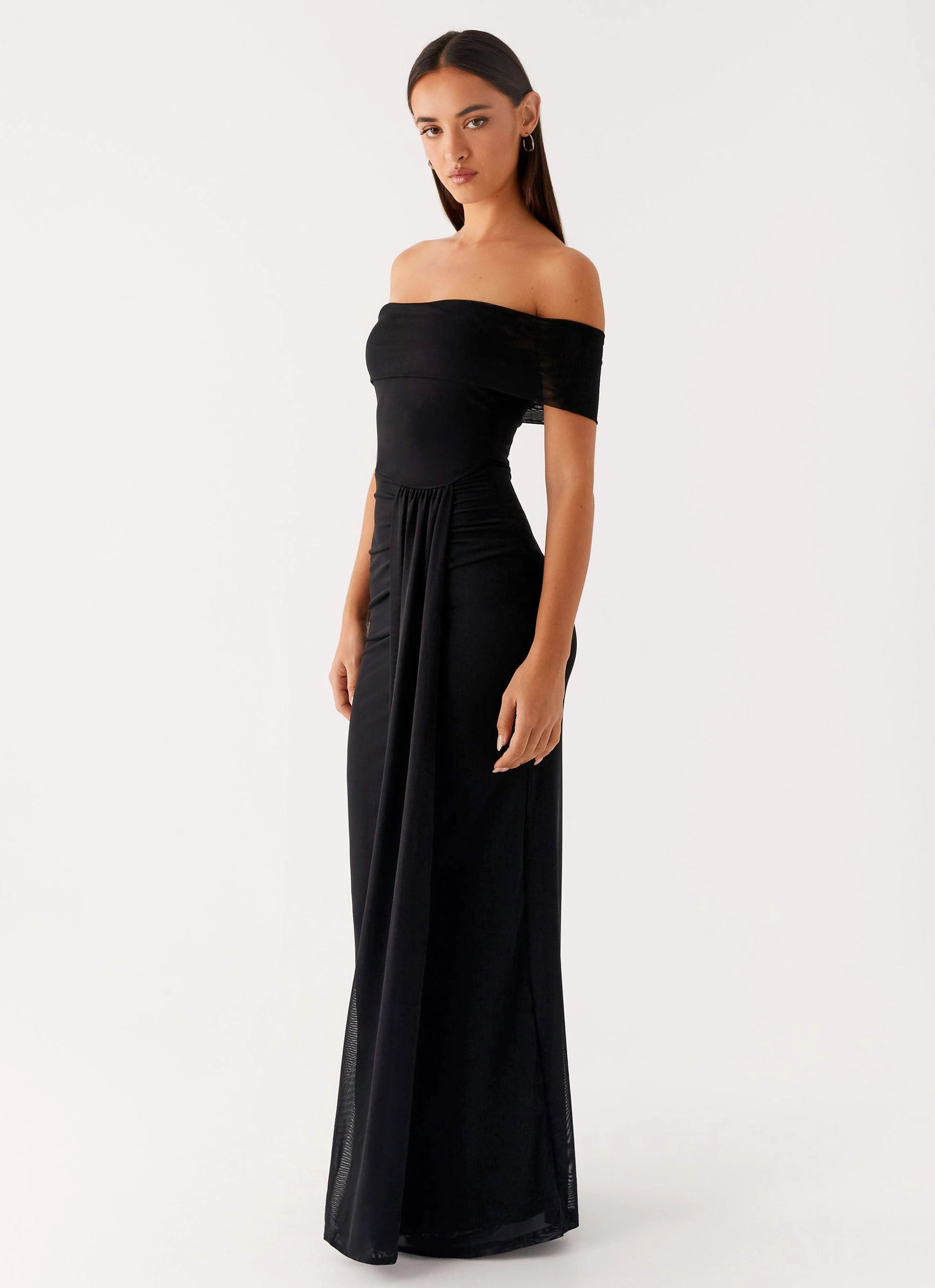 Aileen Maxi Dress - Black Sophisticated Line Flattering Look