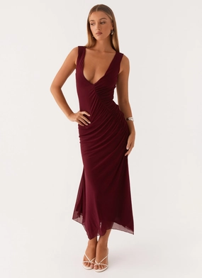 Contemporary Layers Murphy Maxi Dress - Deep Maroon Murphy Maxi Dress - Deep Maroon Premium Fabric Minimal Tone