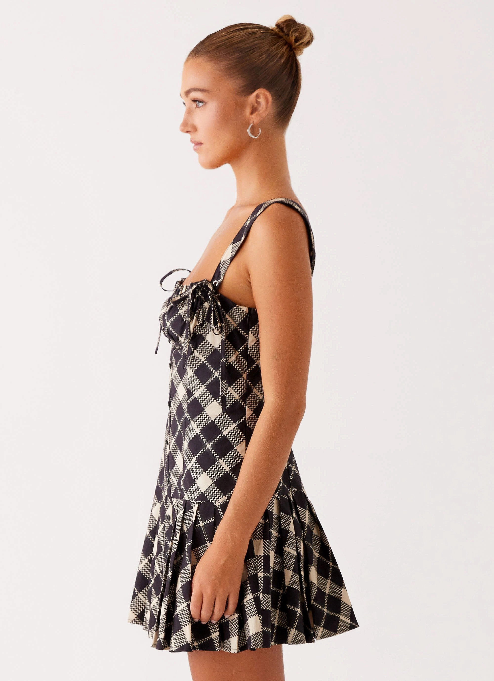 Tuni Mini Dress - Taupe Check Chic Vibe Warm Palette