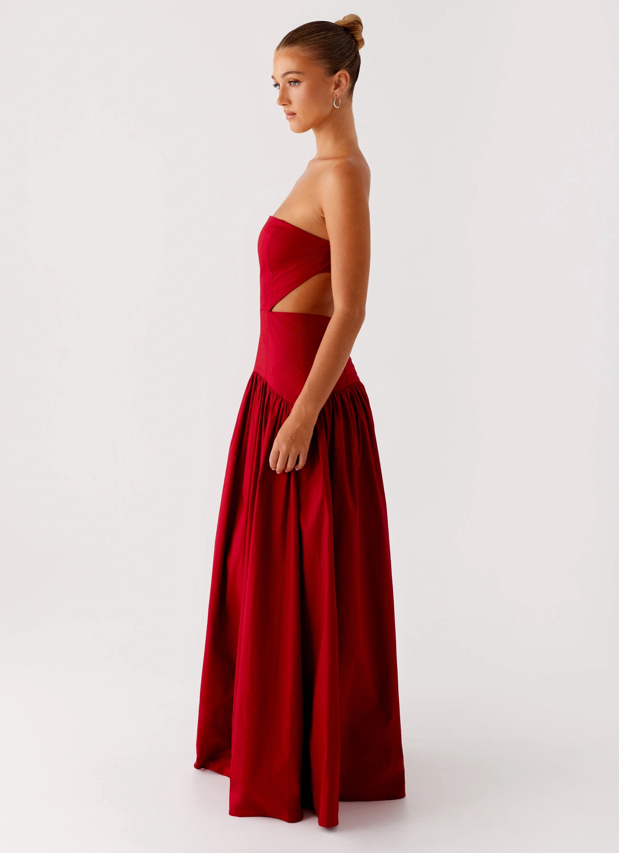 Formal-look Aamari Maxi Dress - Red