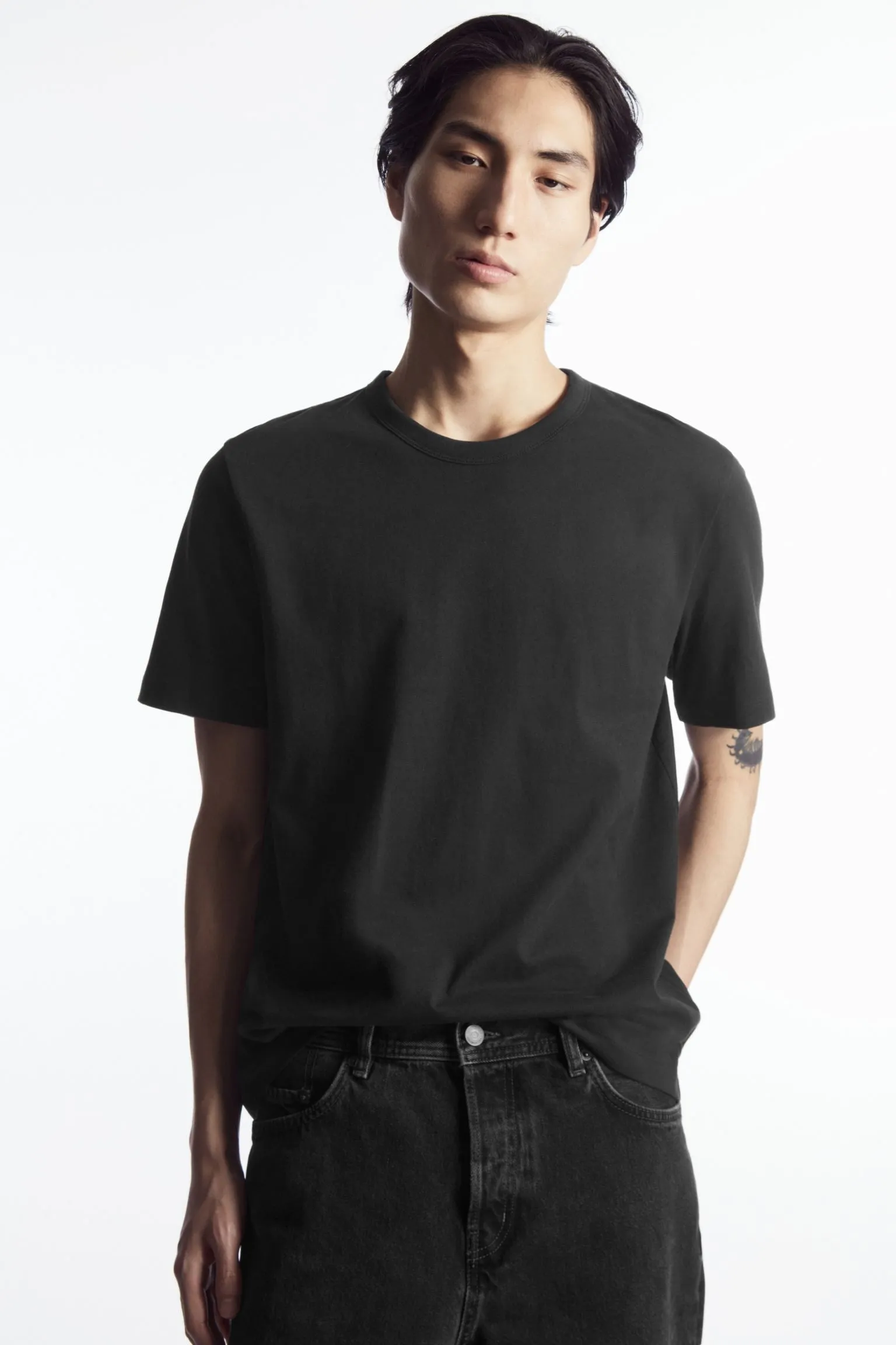 Cos Mid Weight Brushed T-shirt, black