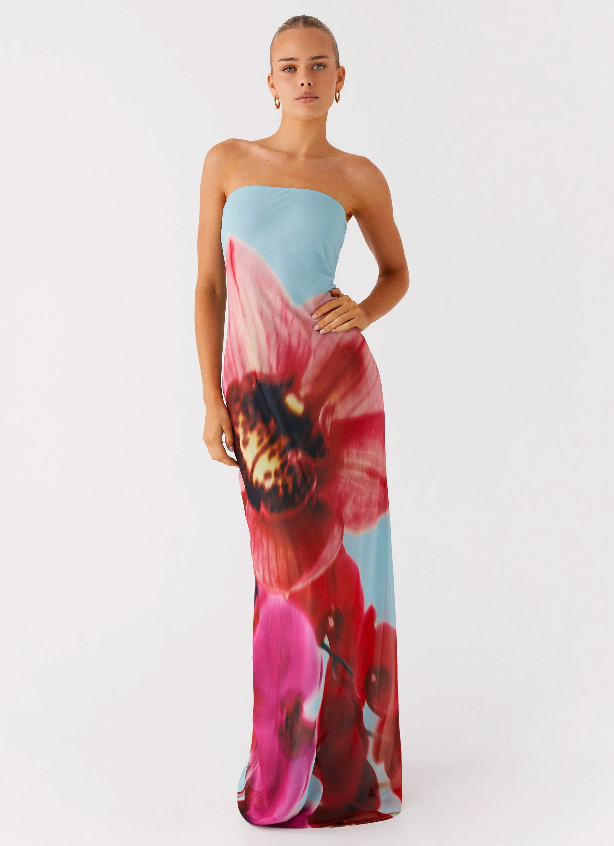 Elegant evening wear Amelle Maxi Dress - Turquoise Bloom