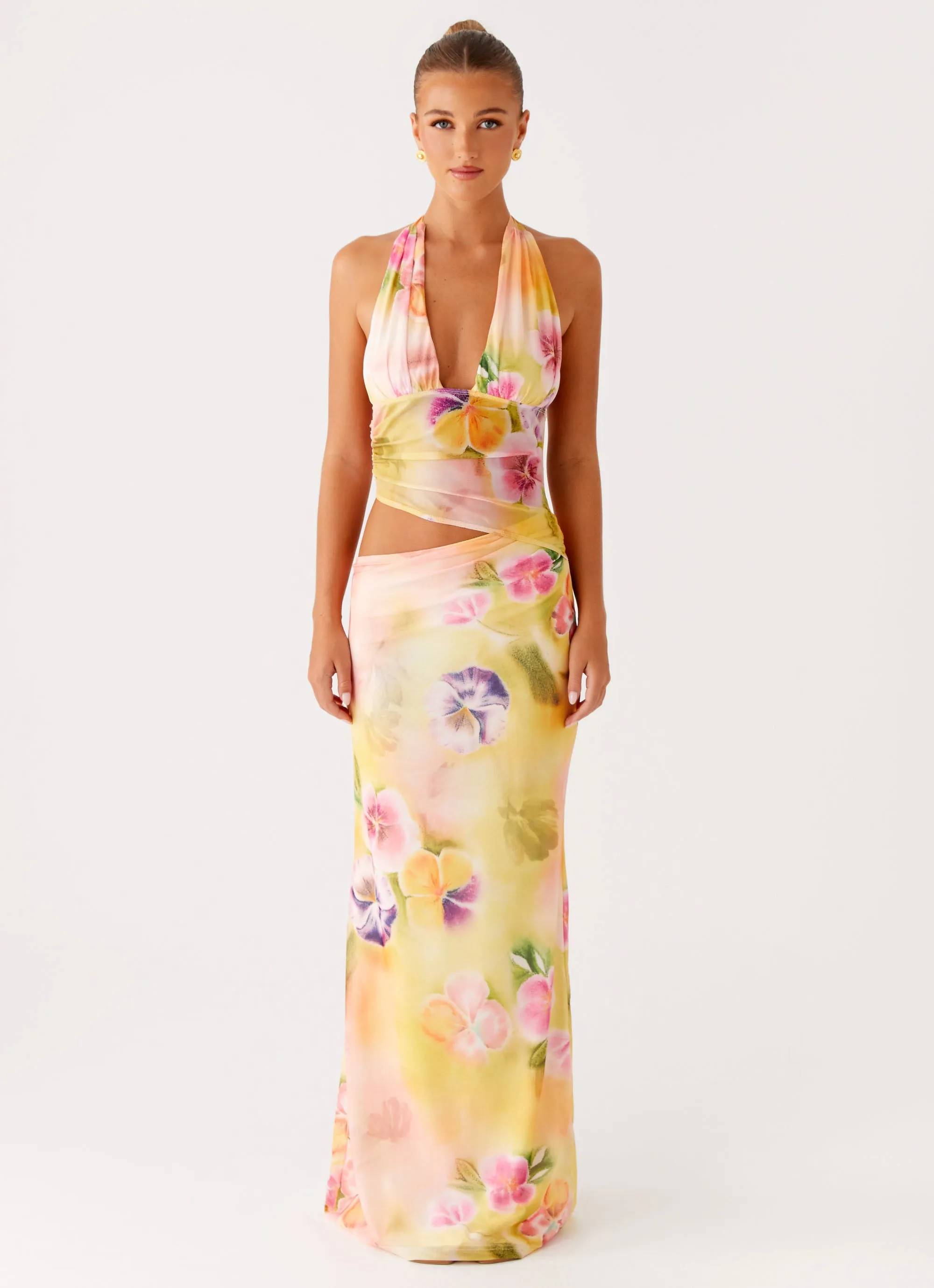 Wrinkle Resistant Main Act Halter Maxi Dress - Sunburst Floral