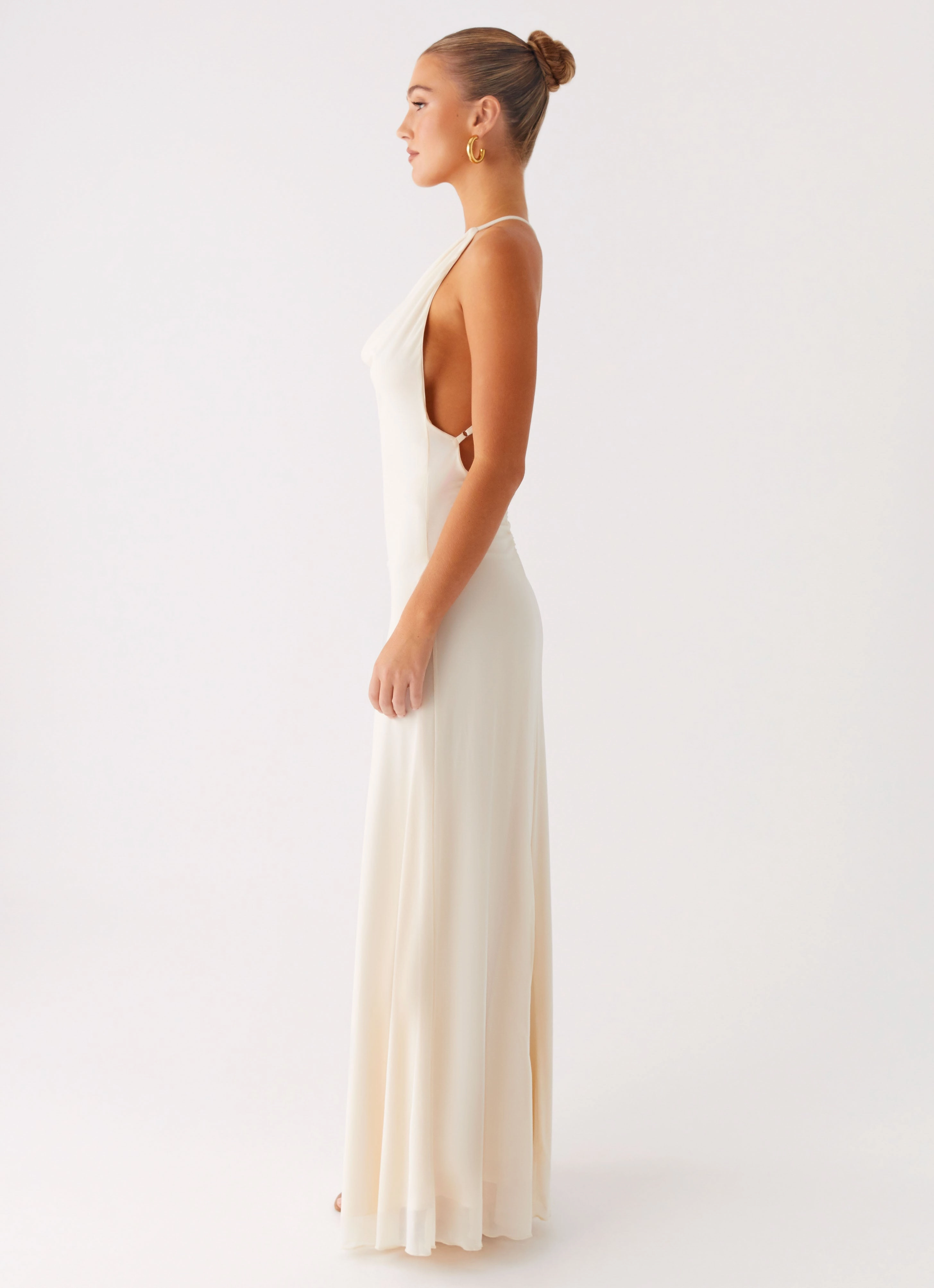 Dahliana Maxi Dress - Off White Subtle Mood