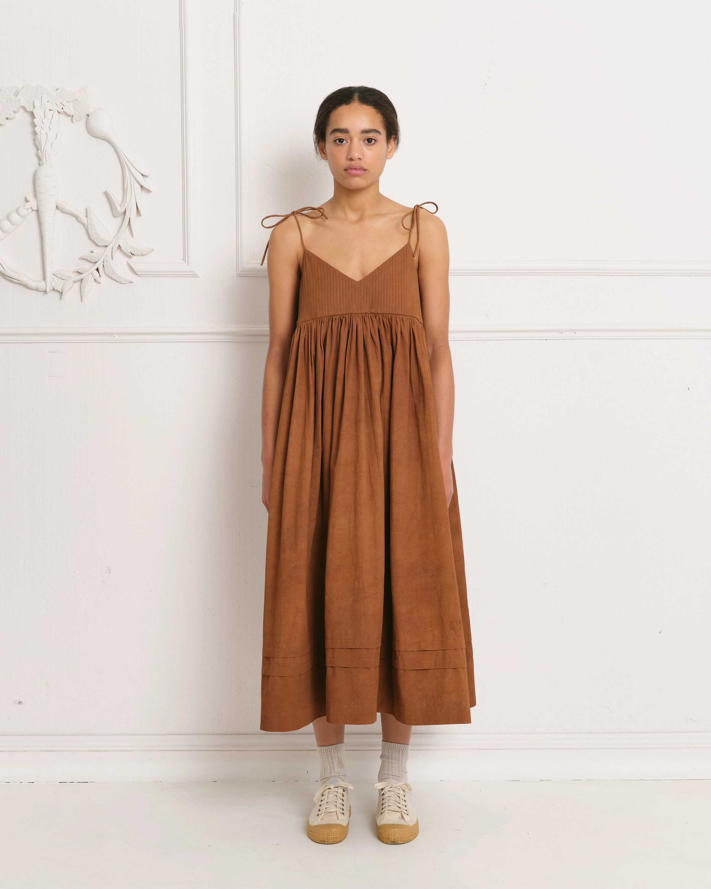 OdorResistantTechnology NoSlipGripperBand Daisy Dress - R.T.S. CO-44