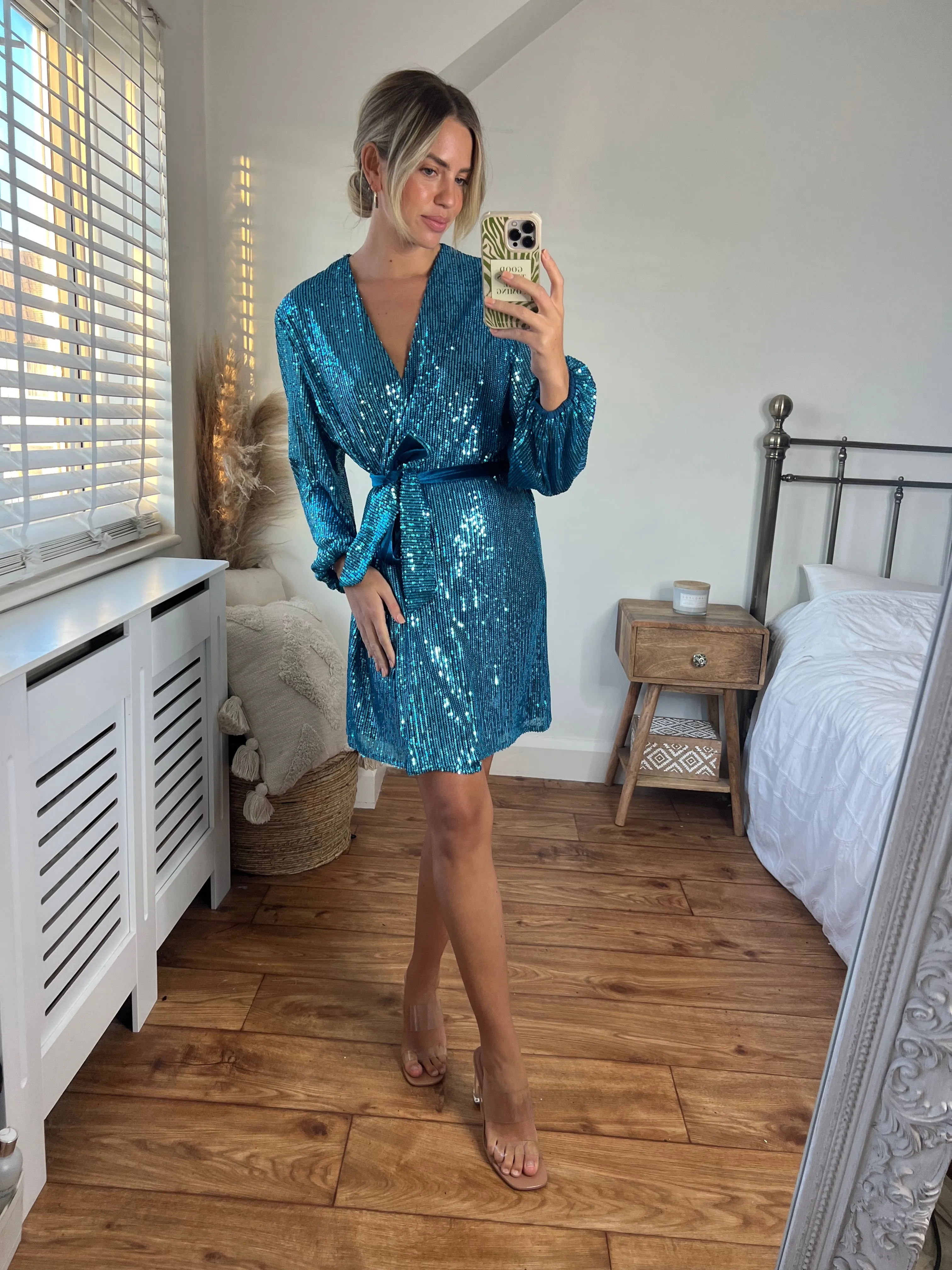 Loose Flow Dani Sequin Wrap Dress / Peacock Blue