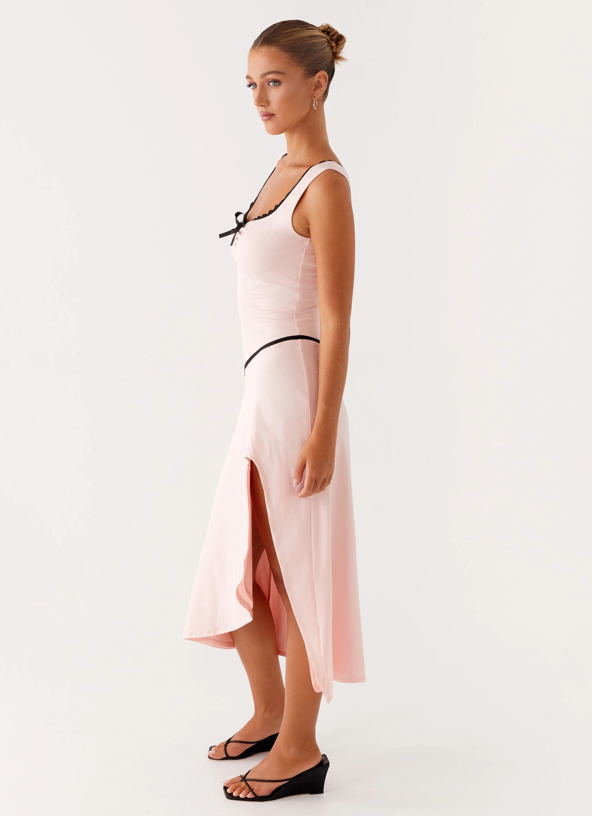 Polished Mood Relax Tones Darlene Midi Dress - Pink