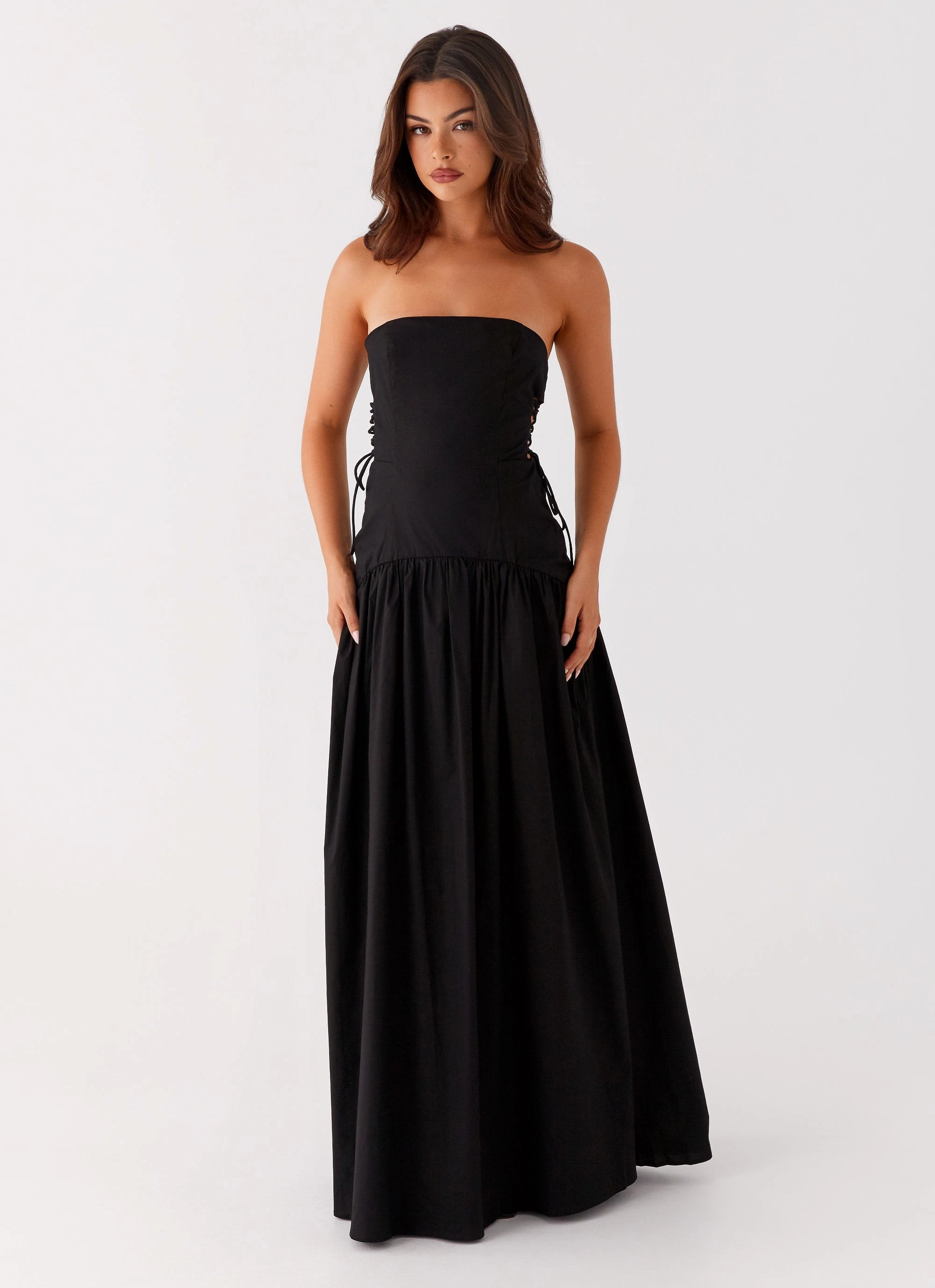 Conagh Maxi Dress - Black Delicate Edge Comfortable Look