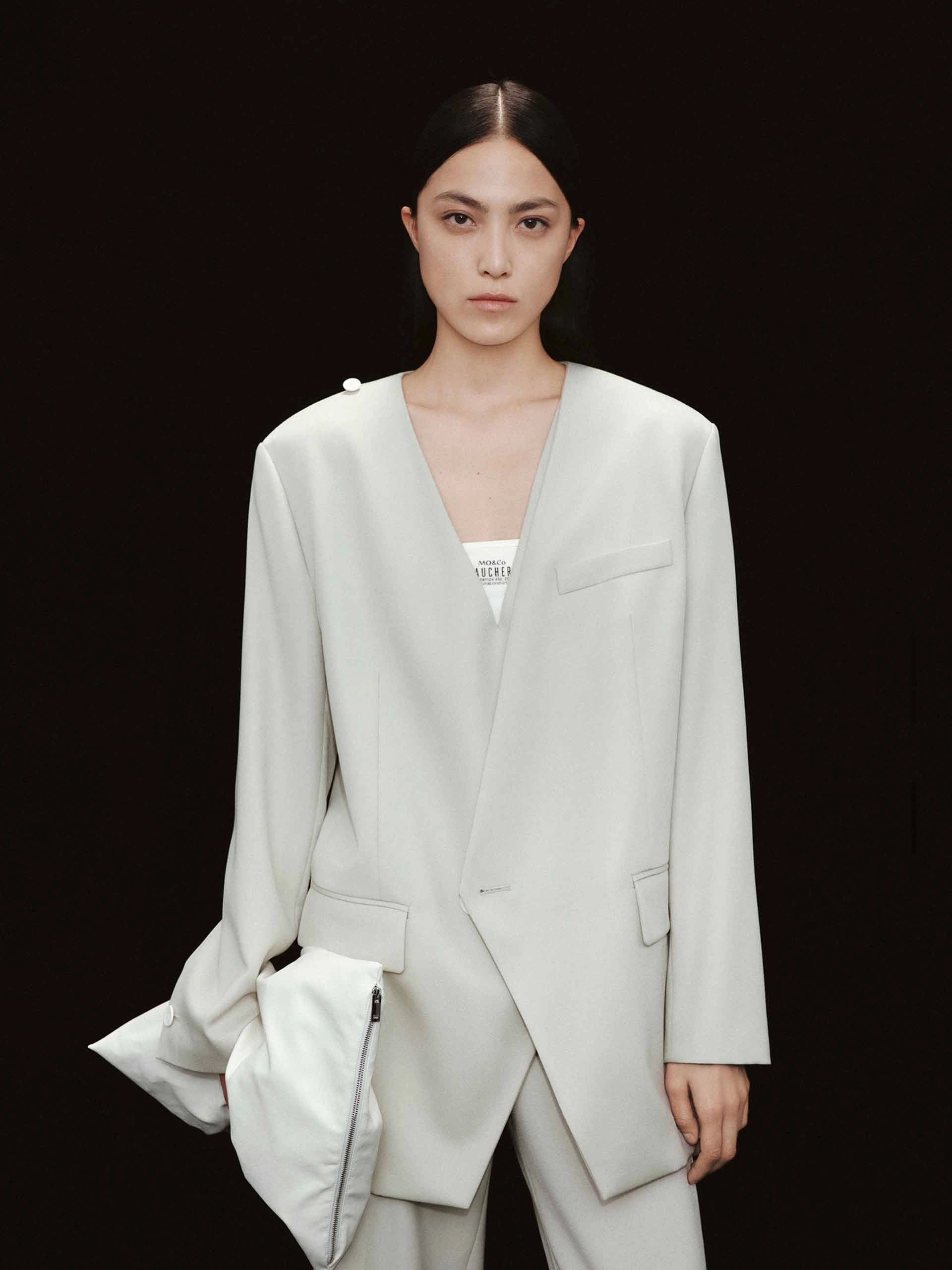 Deconstructed V-neck Blazer