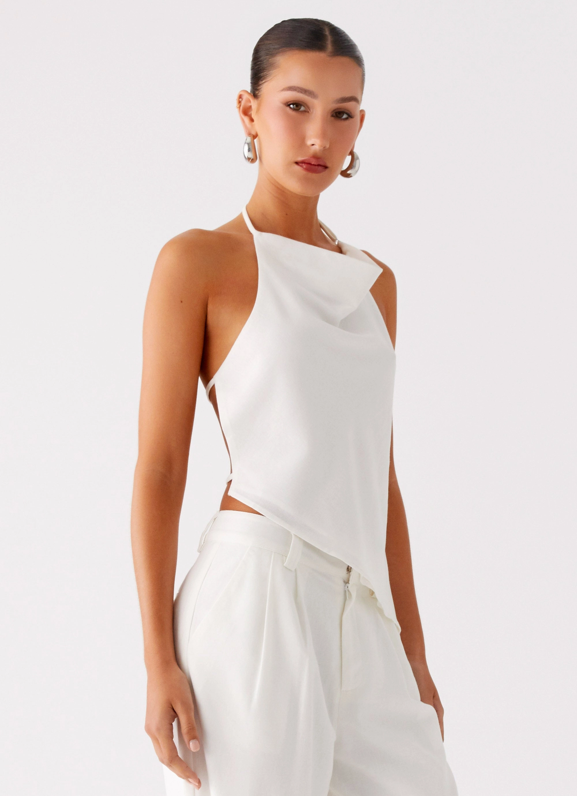 Delong Backless Linen Top - White Enhanced Edge Binding Breathable Design