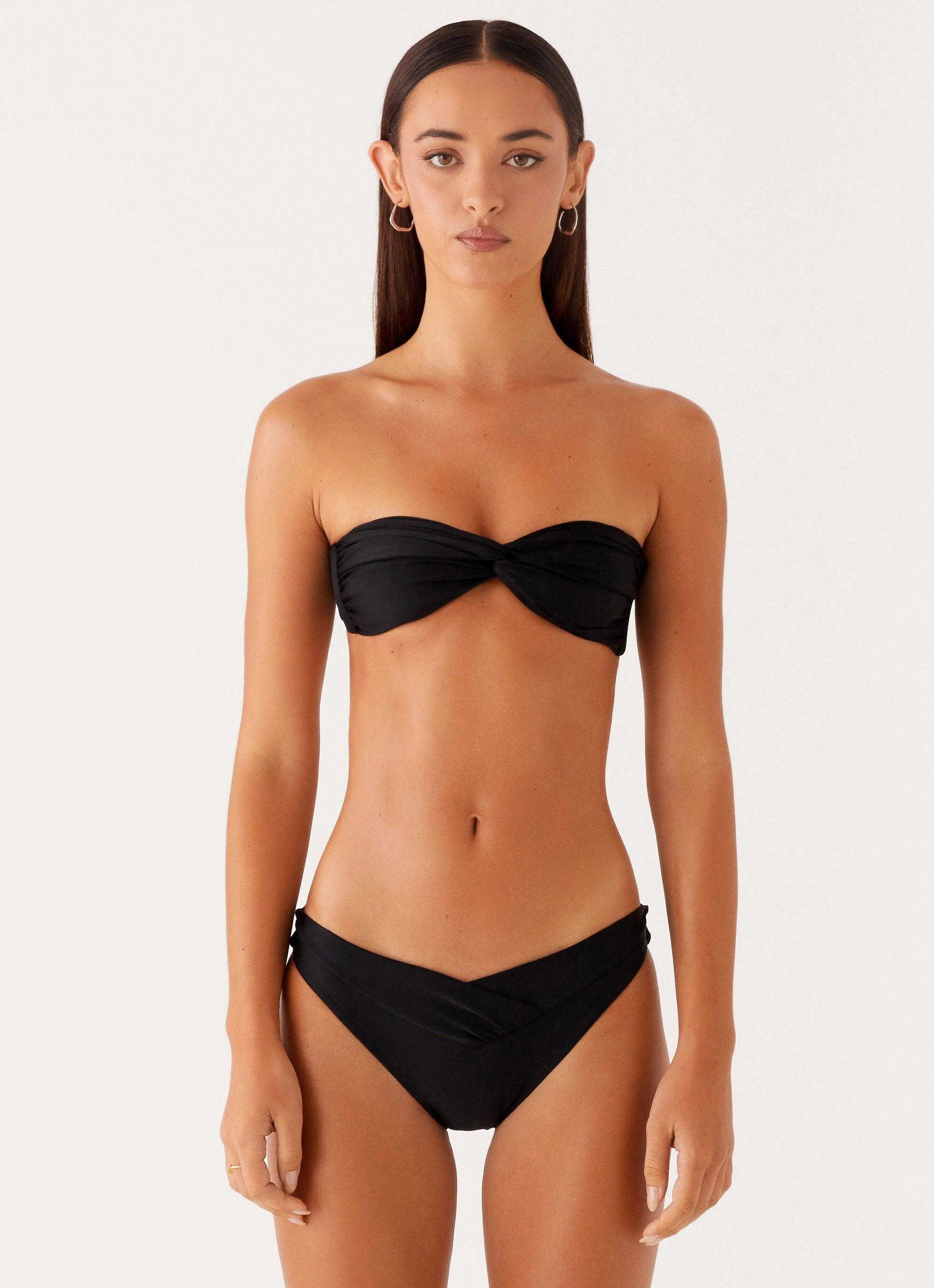 Rash Guard Delta Bandeau Bikini Top - Black