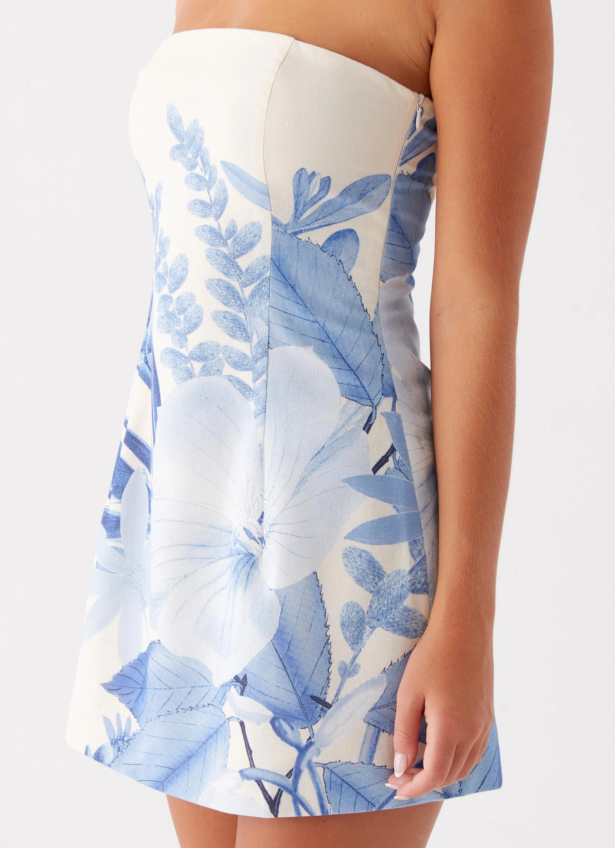 Denby Strapless Mini Dress - Blue Floral Print Sophisticated Cut