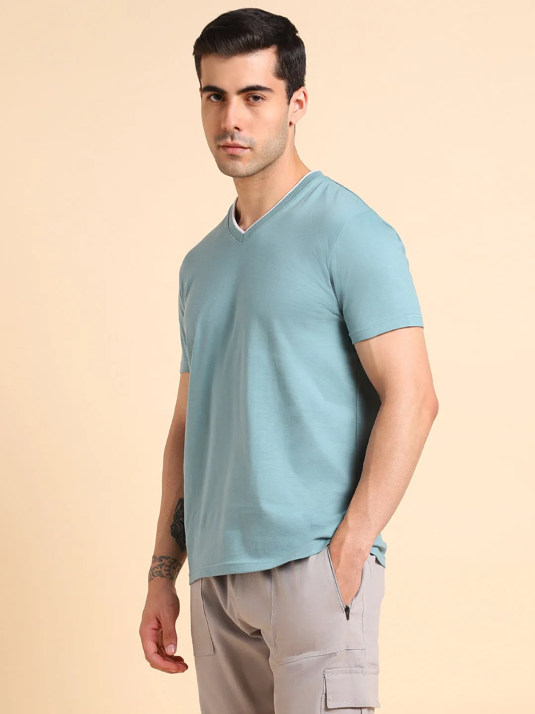 Dennis Lingo V-Neck Slim Fit T-shirt