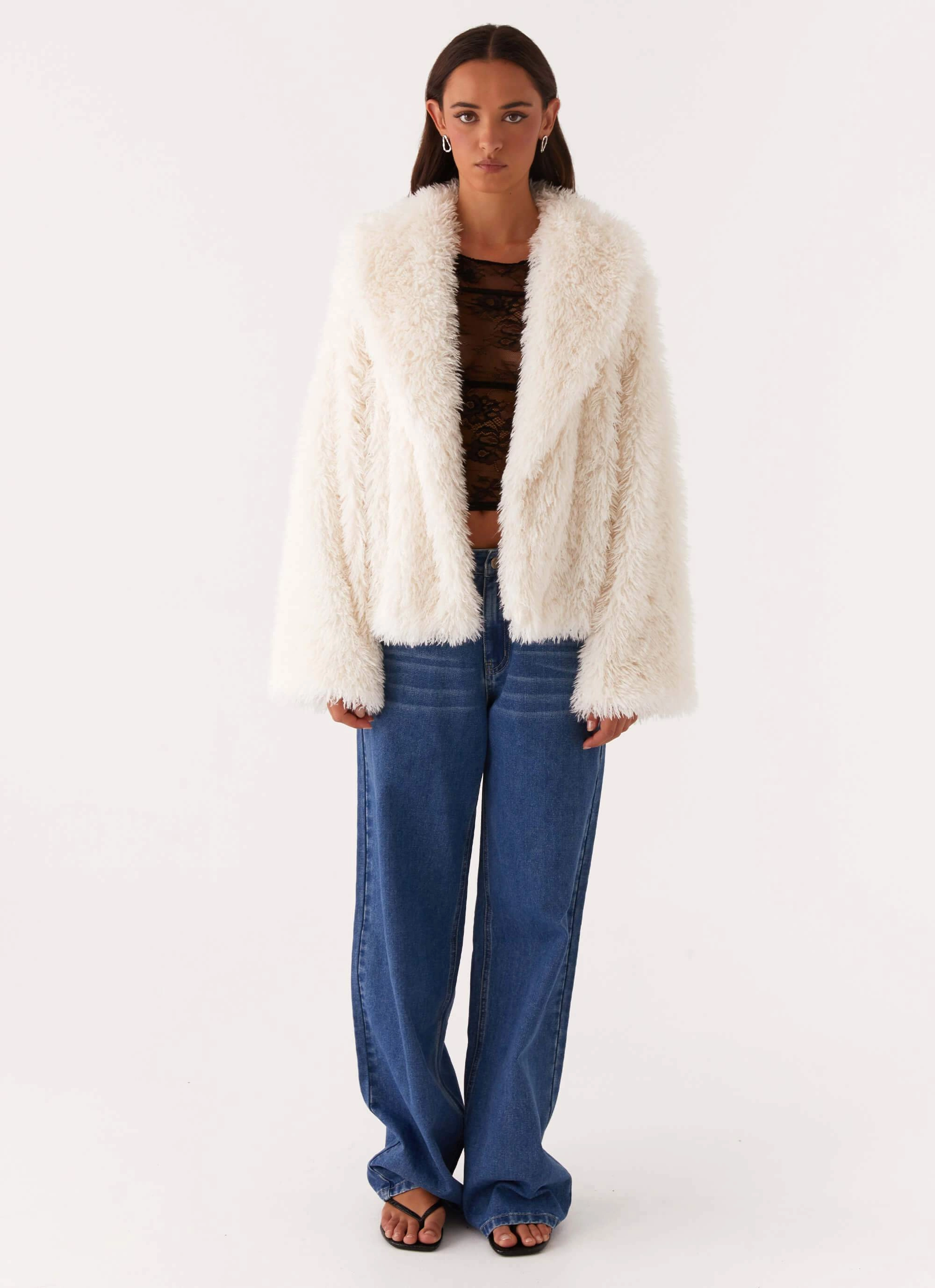 Ergonomic Shoulder Design Denver Oversized Fur Jacket - Ivory