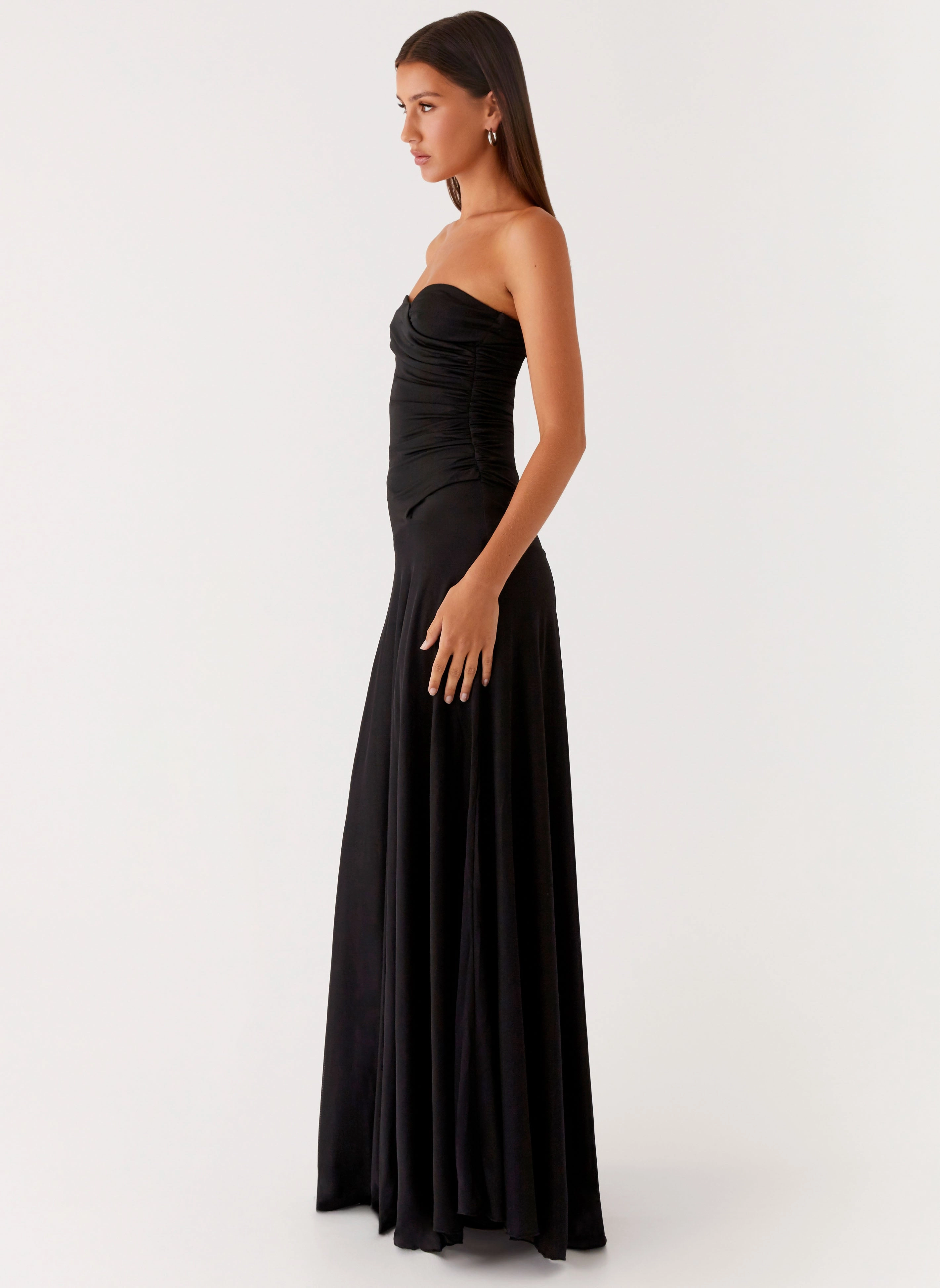 Ruben Maxi Dress - Black Minimalist Elegance