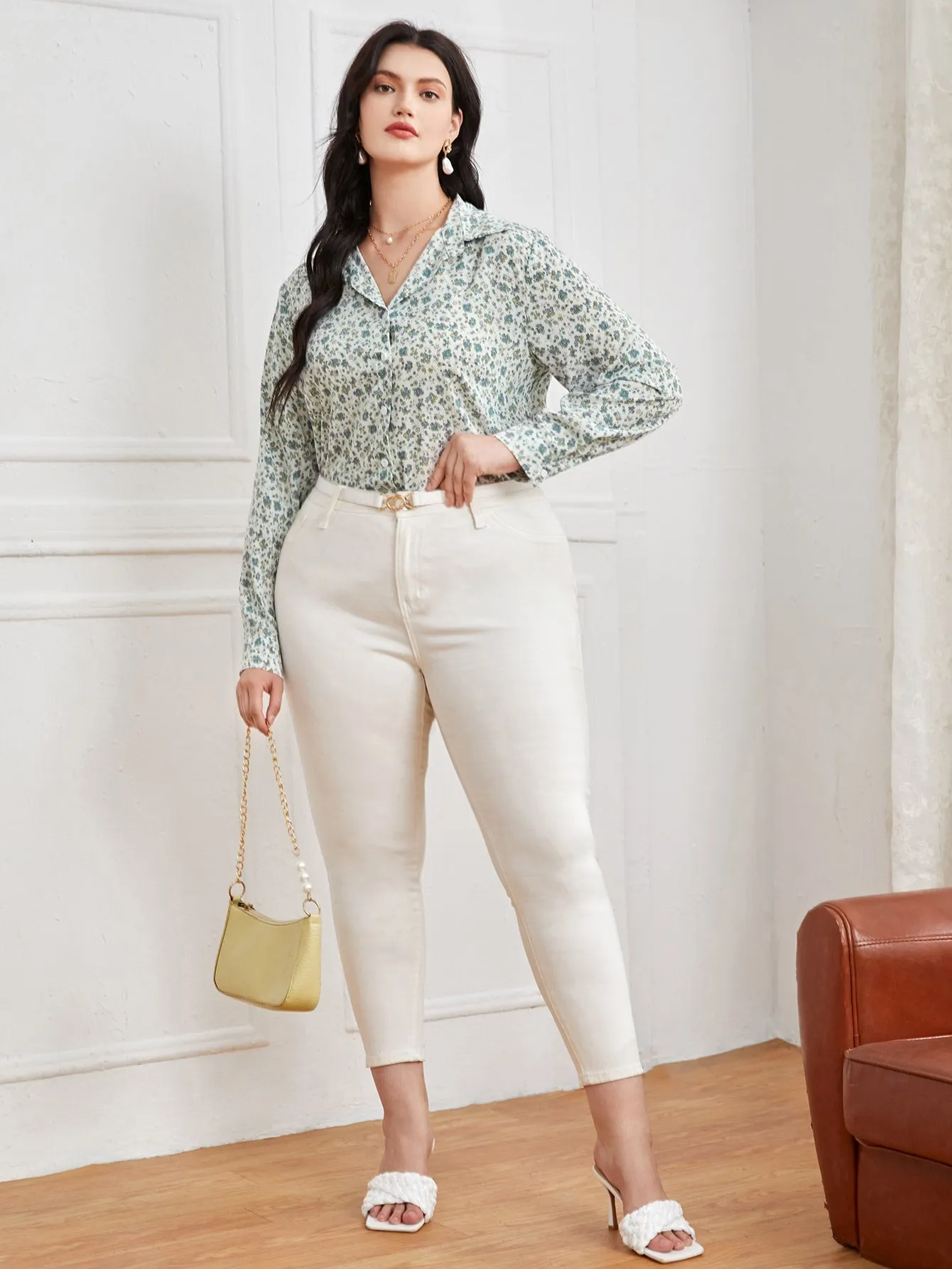 Ditsy Floral Button Front Long Sleeve Collar Long Plus Size Blouse