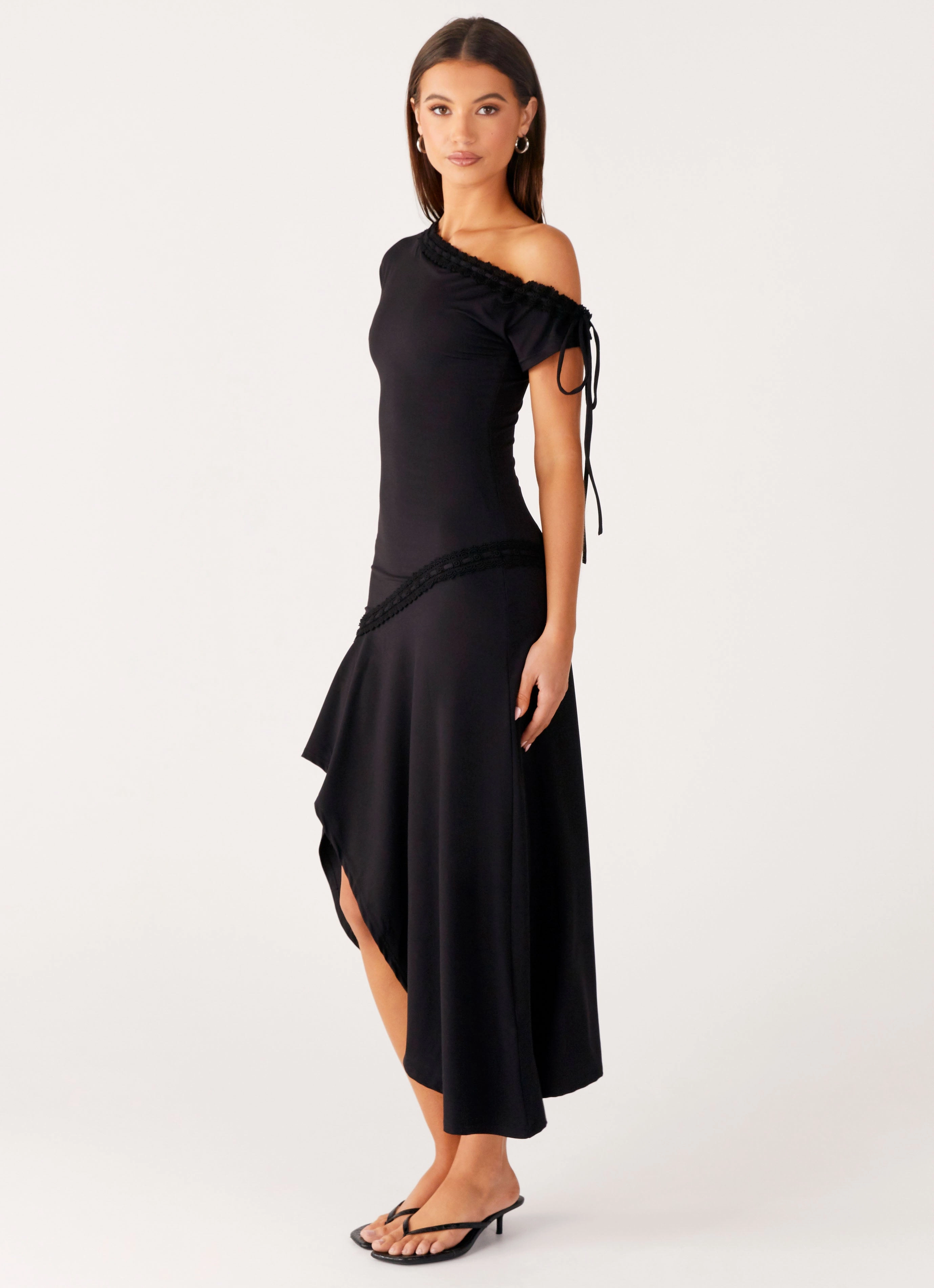 Downtown Midi Dress - Black Comfortable Waistband