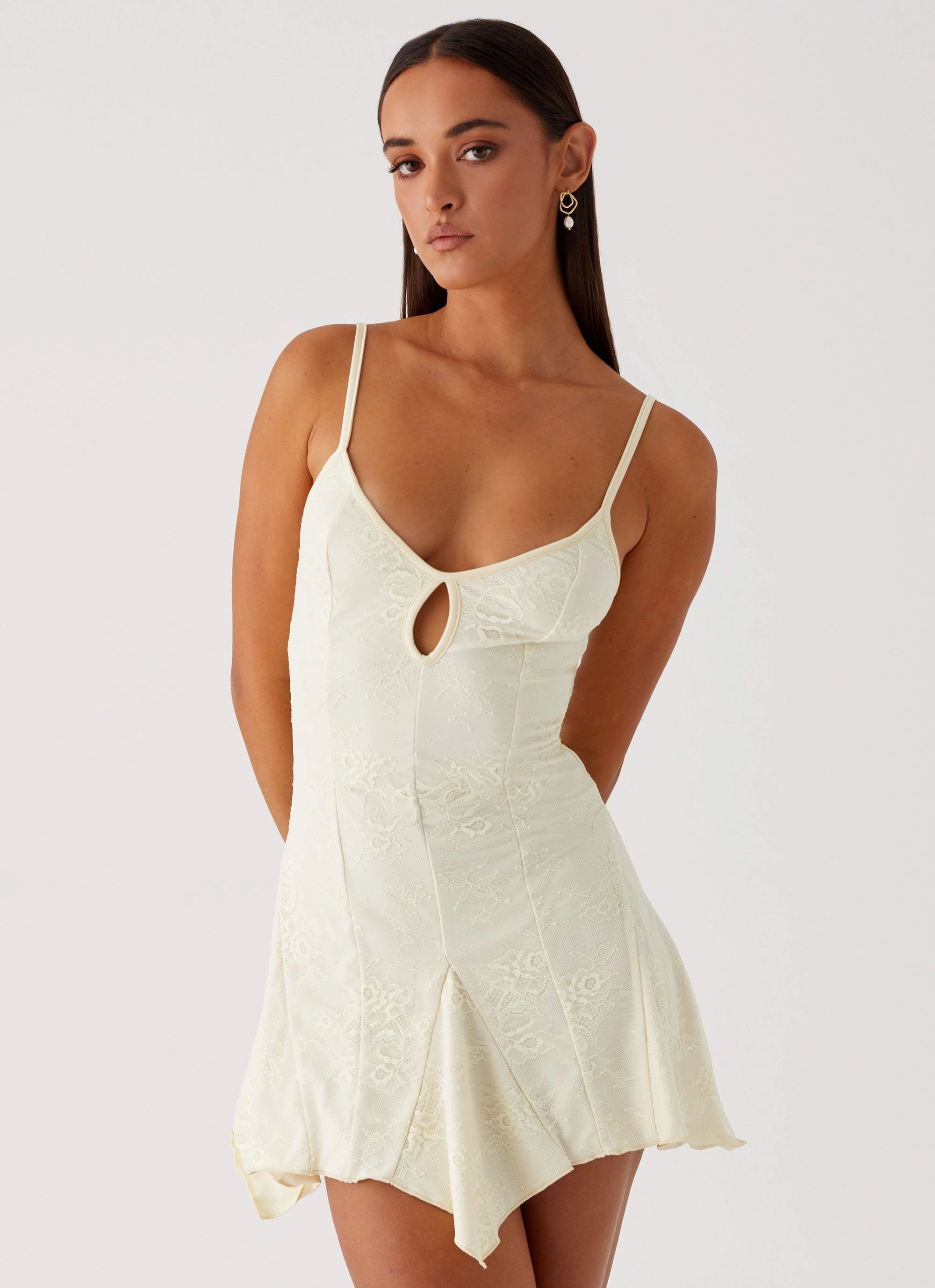 Soft-Lining Walkable Flow Surry Mini Dress - Yellow