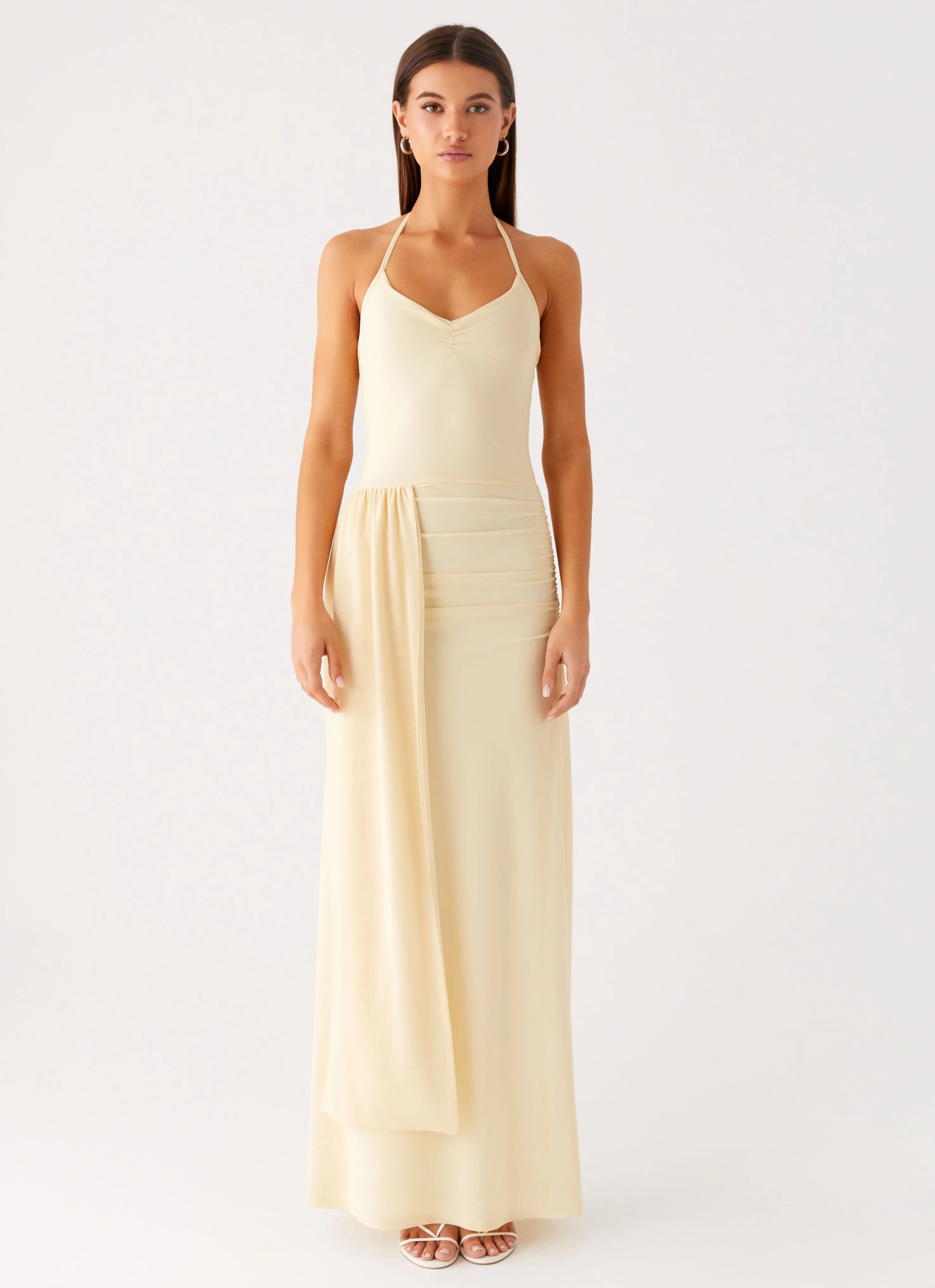 Signal Halter Maxi Dress - Sunny Yellow Summer Must-have Year-Round Favorite