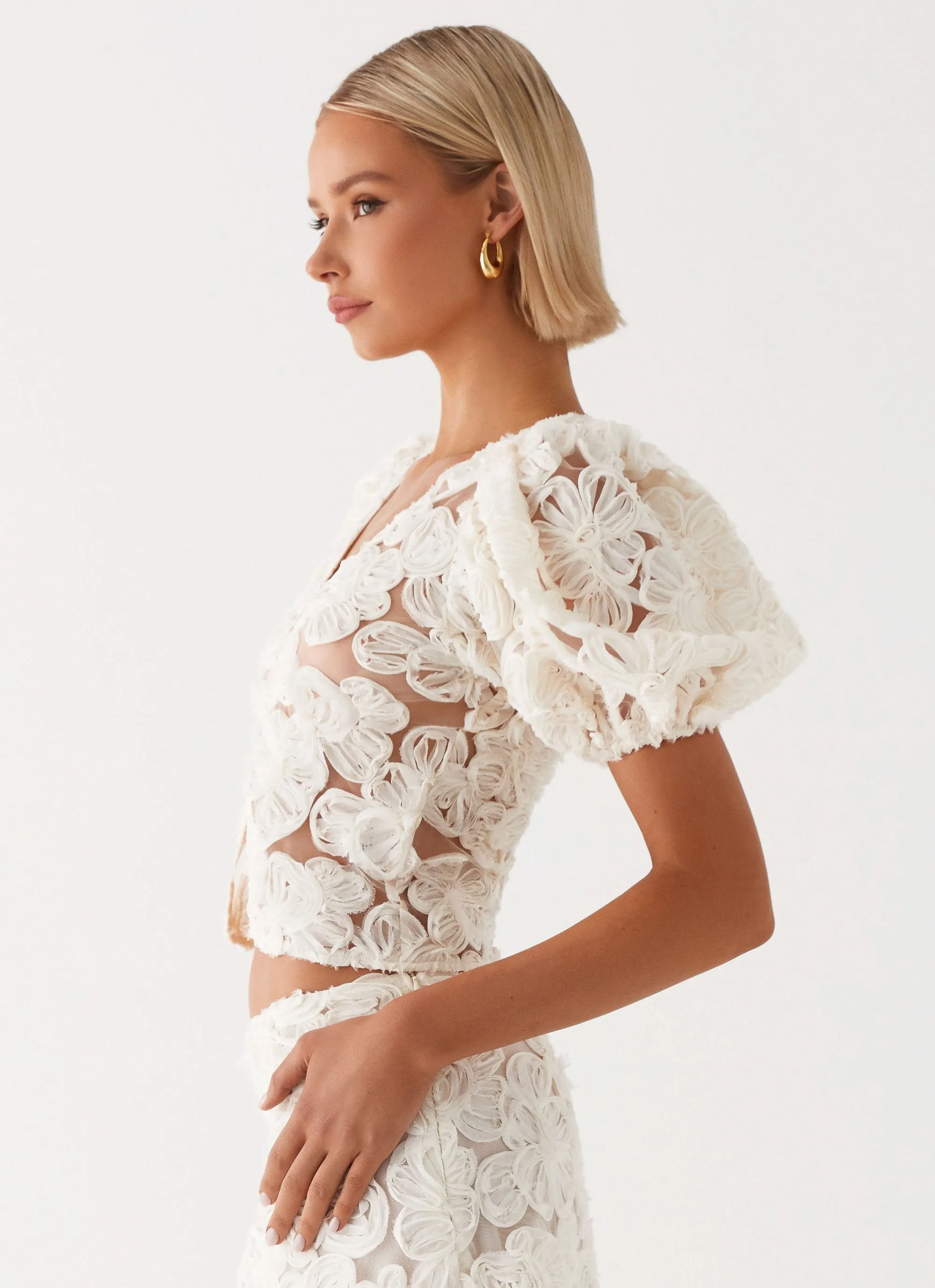 Modern Design Orchid Breeze Top - Ivory