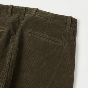East Harbour Surplus 'Axel 101' Corduroy Trouser - Green East Harbour Surplus 'Axel 101' Corduroy Trouser - Green