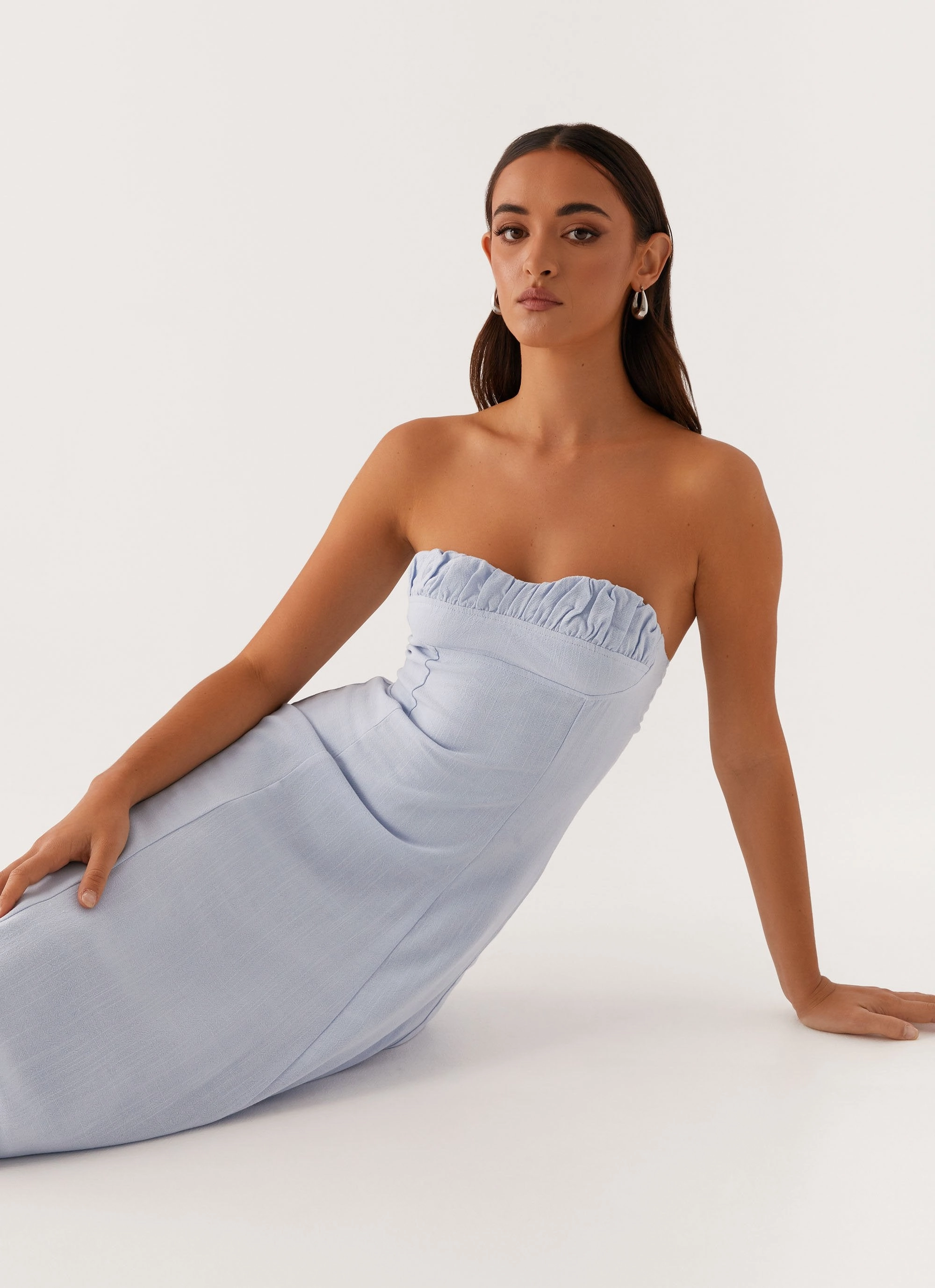 Runway-Ready Tayla Linen Maxi Dress - Blue