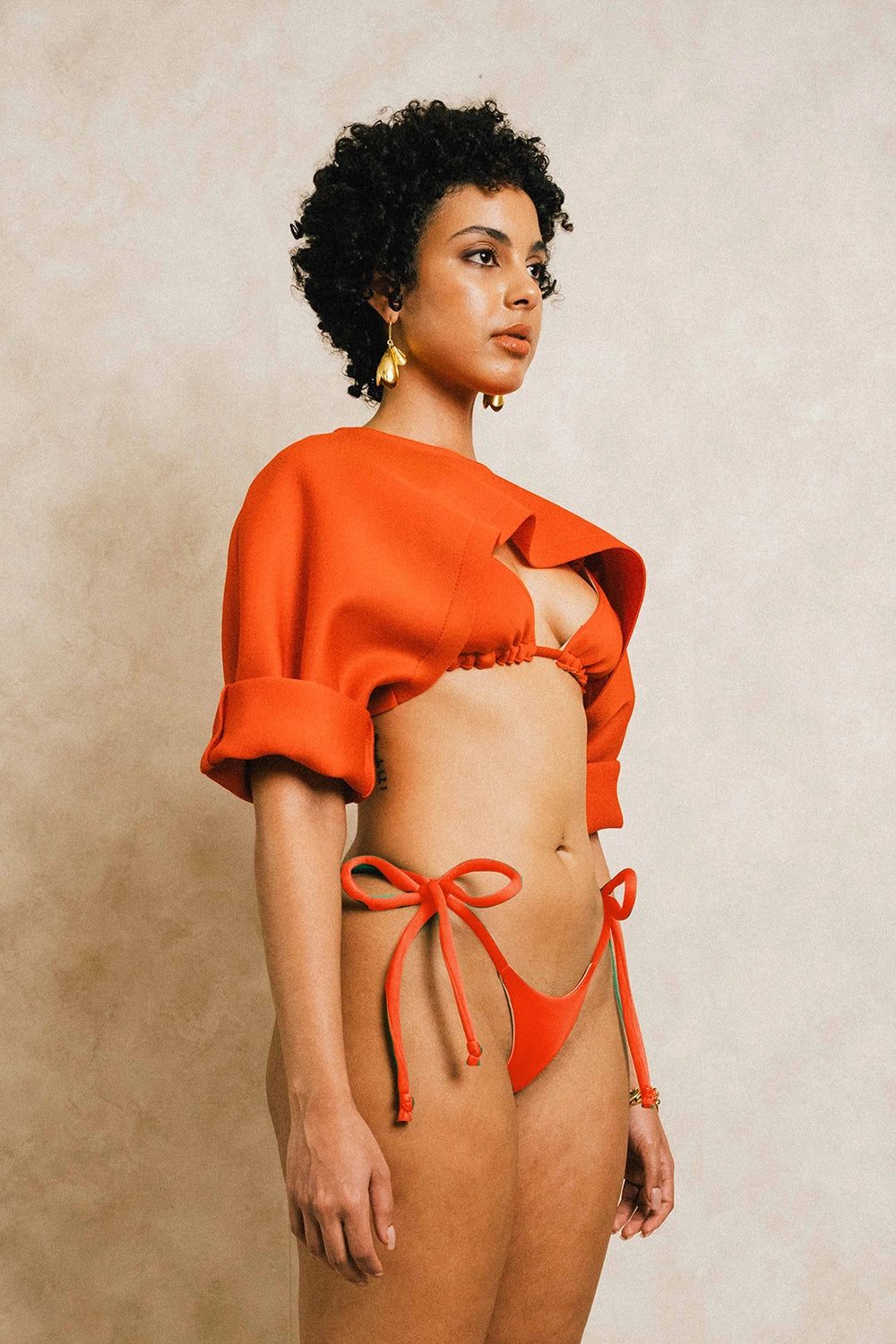 Boni Crop Cover Up Compressive Fit Machine washable