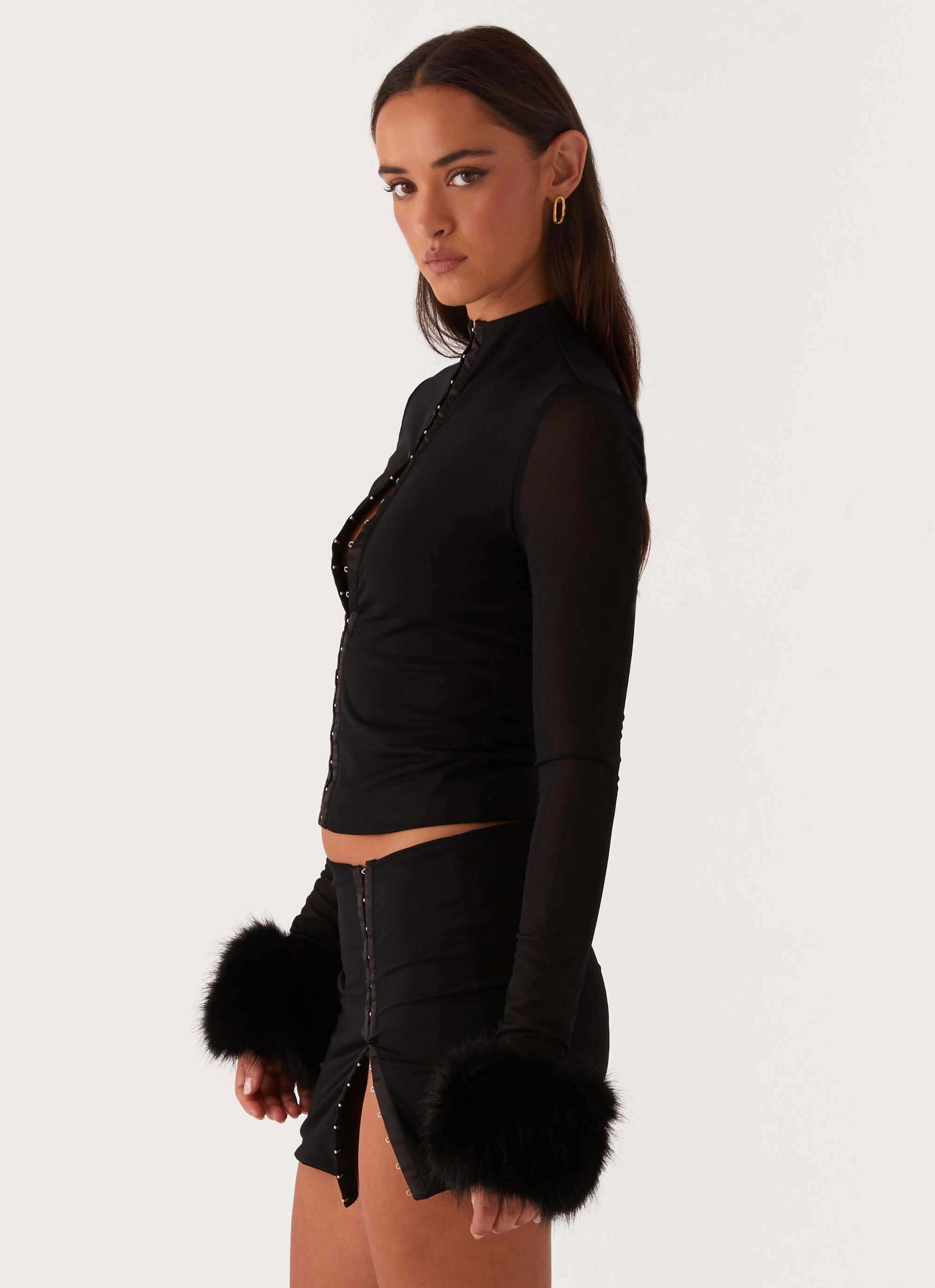 Tayanna Fur Trim Long Sleeve Top - Black Workout Apparel