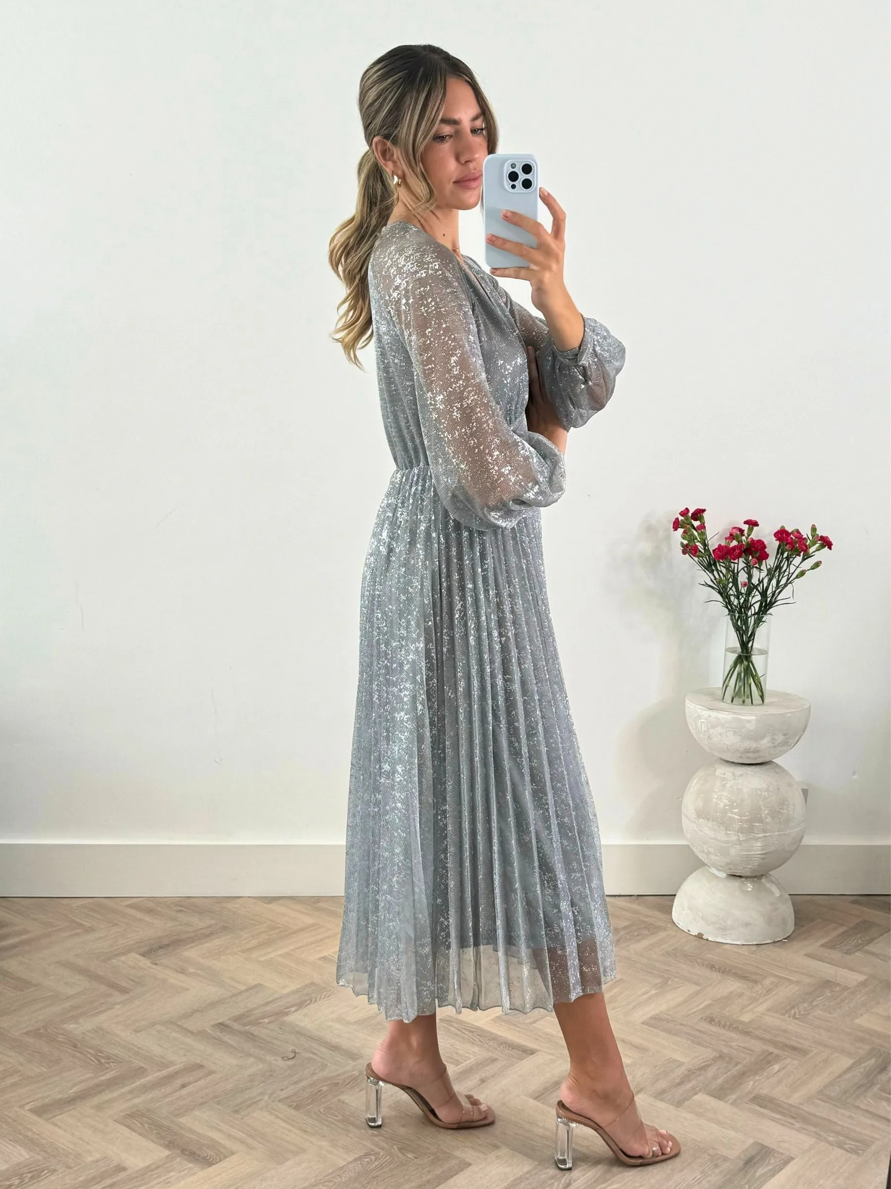 Flexible Comfort Dannica Pleated Balloon Sleeve Maxi Dress / Silver
