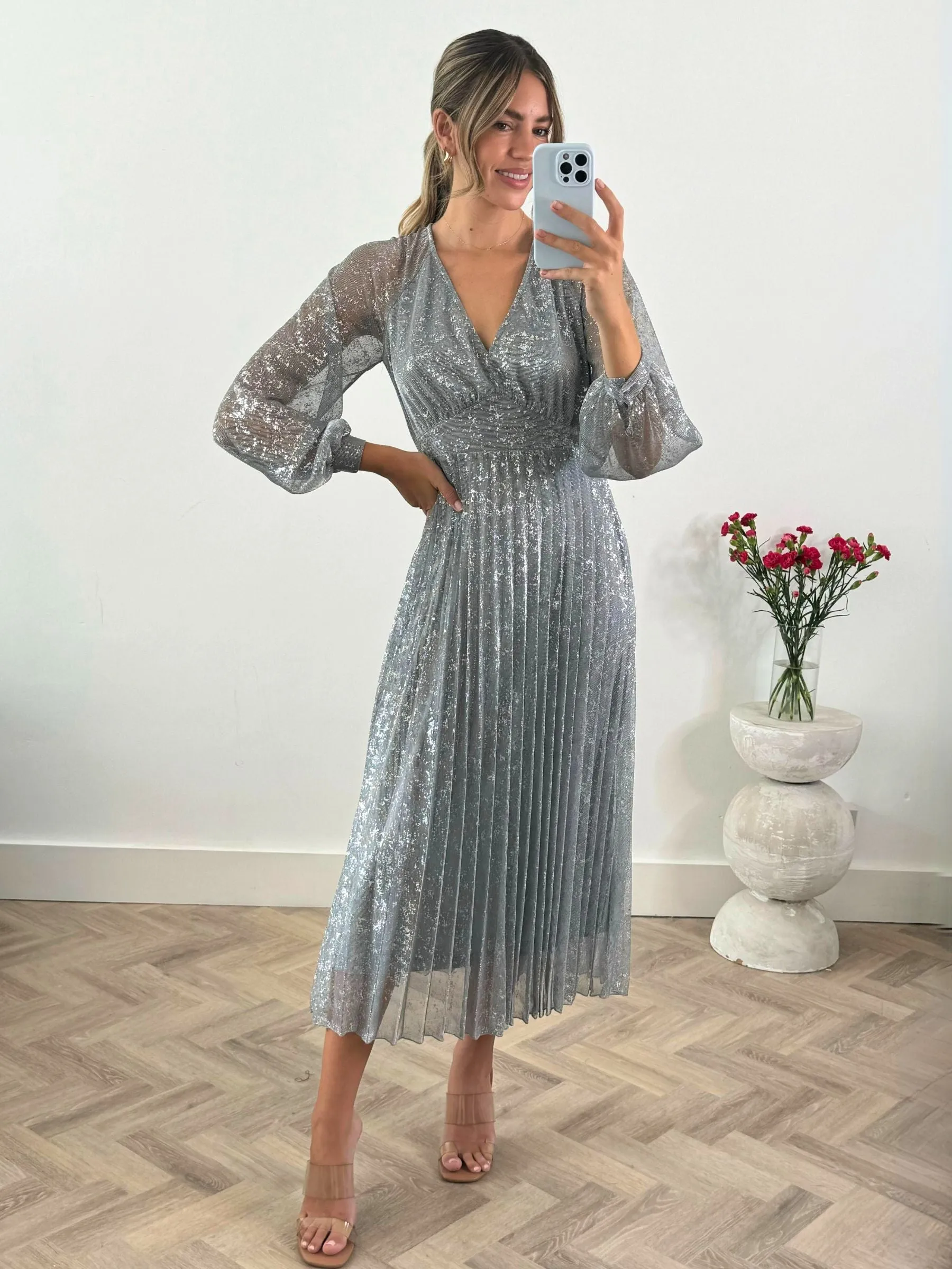 Dannica Pleated Balloon Sleeve Maxi Dress / Silver Feminine Vibe Feminine Look