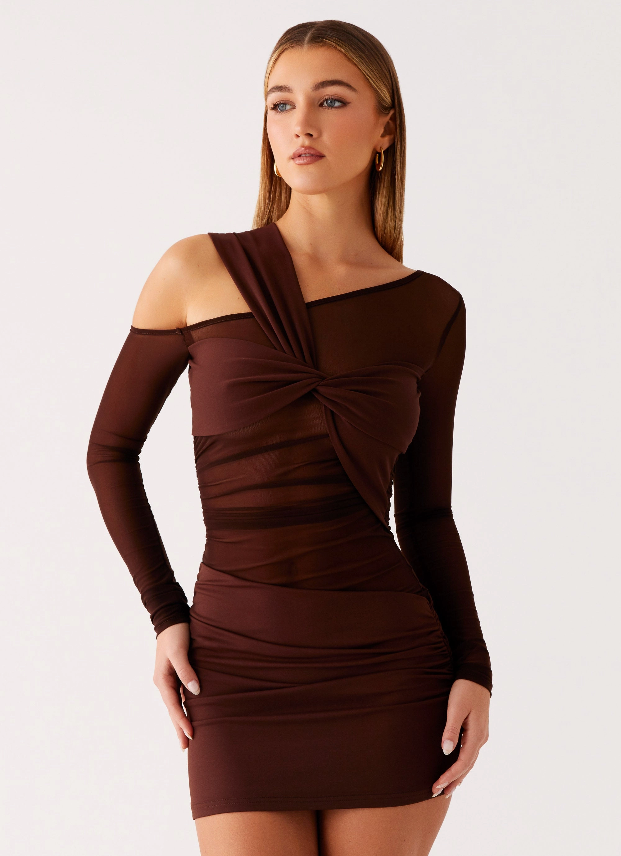 Trendy pick Moment Light Ophelie Asymmetric Long Sleeve Mini Dress - Chocolate