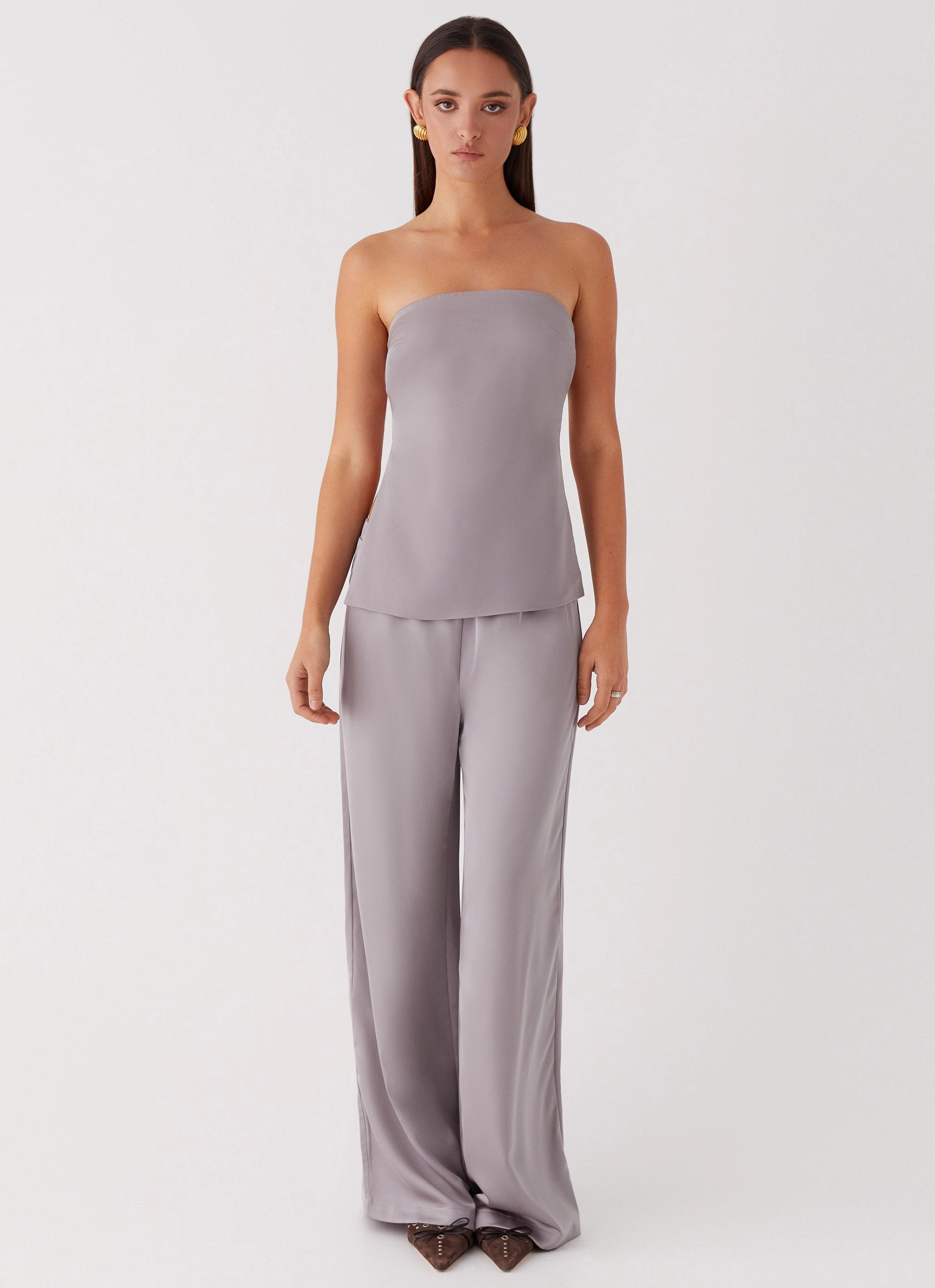 Regular Fit Cut Magnetic Closure Options Enchanted Loving Strapless Top - Grey