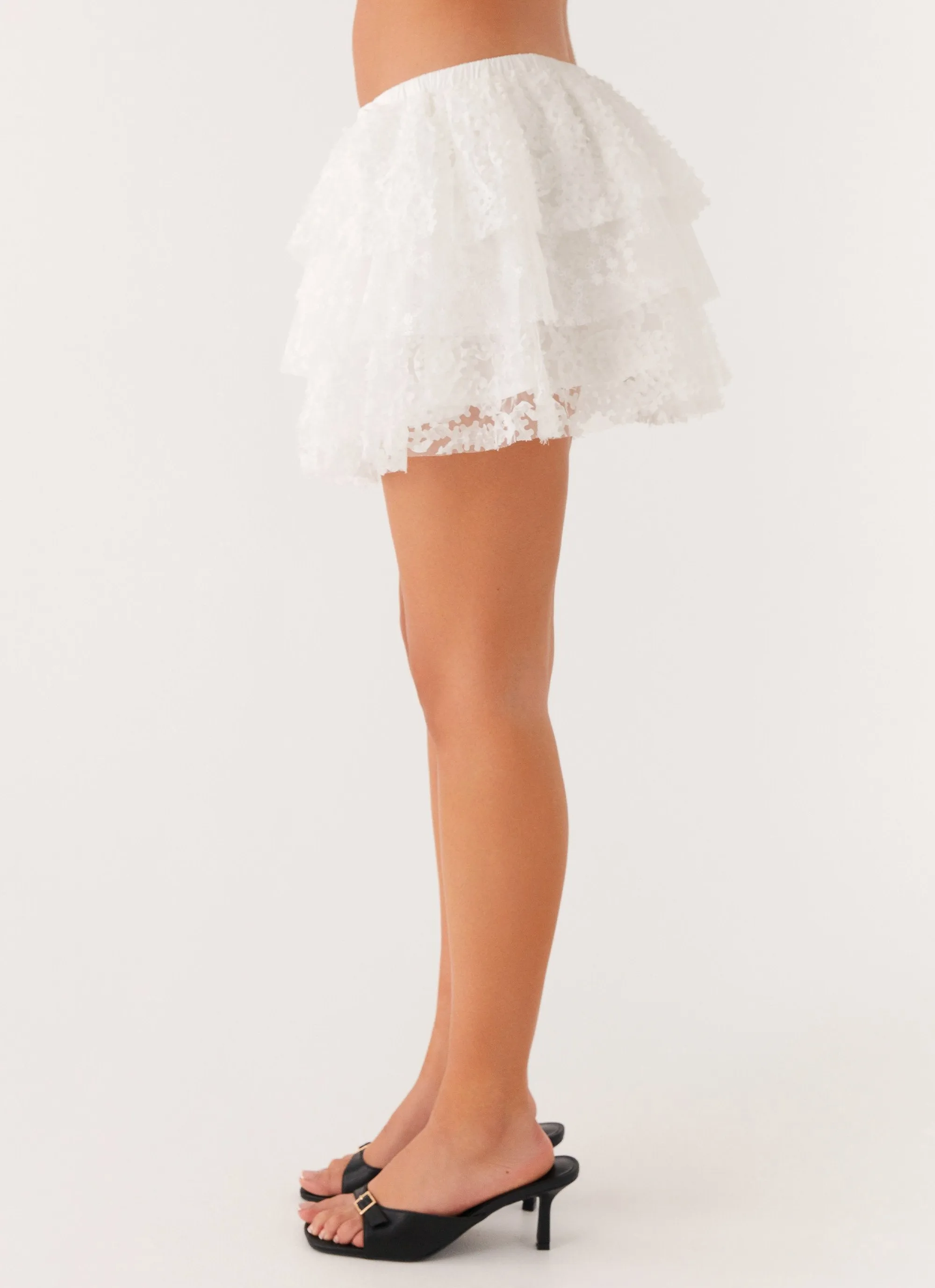 Soft Mood Erin Layered Mini Skirt - White