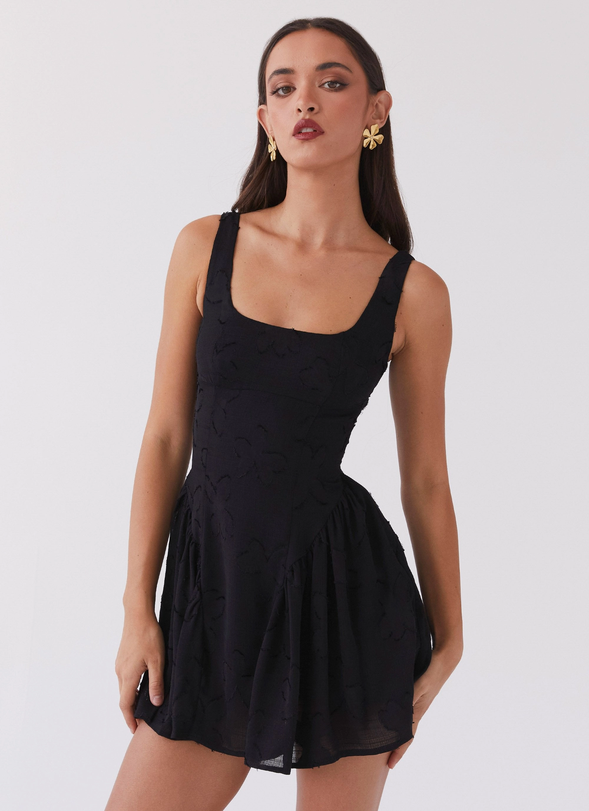 Simple Spirit Relaxed fit wear Evelyn Mini Dress - Black