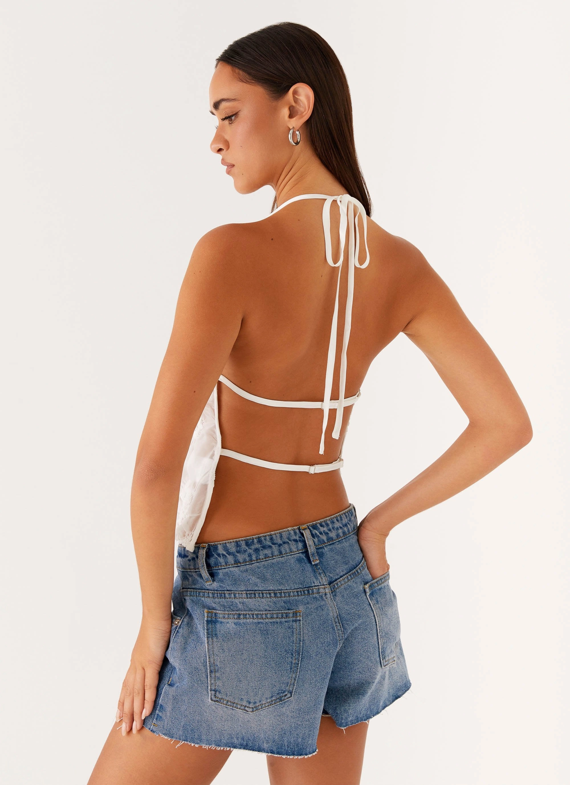 Layered Collar Structure CollapsibleFrame Evia Halter Top - Ivory