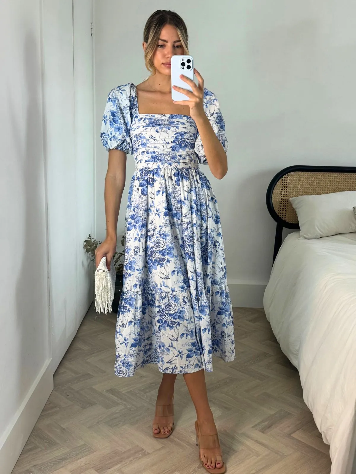 Leighton Puff Sleeve Midi Dress in Blue Floral Weekend Style Smart Design