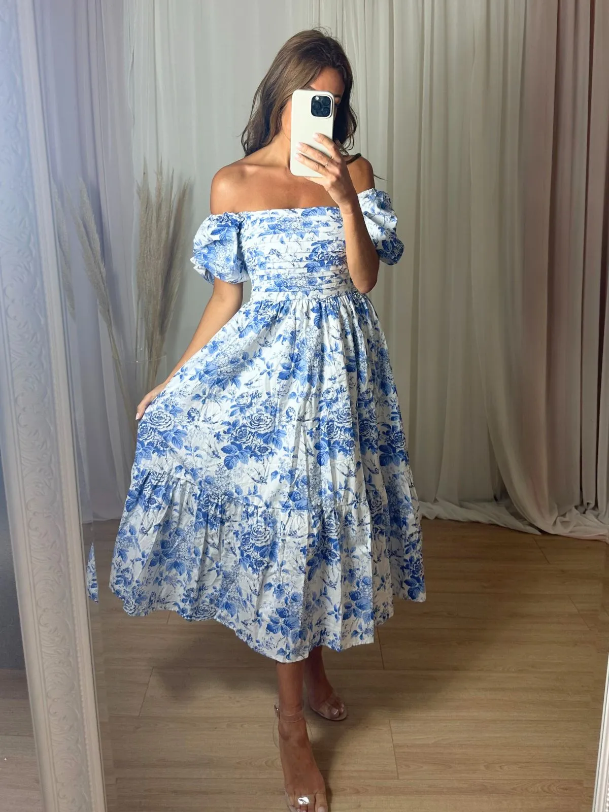 Work Pairing Leighton Puff Sleeve Midi Dress in Blue Floral