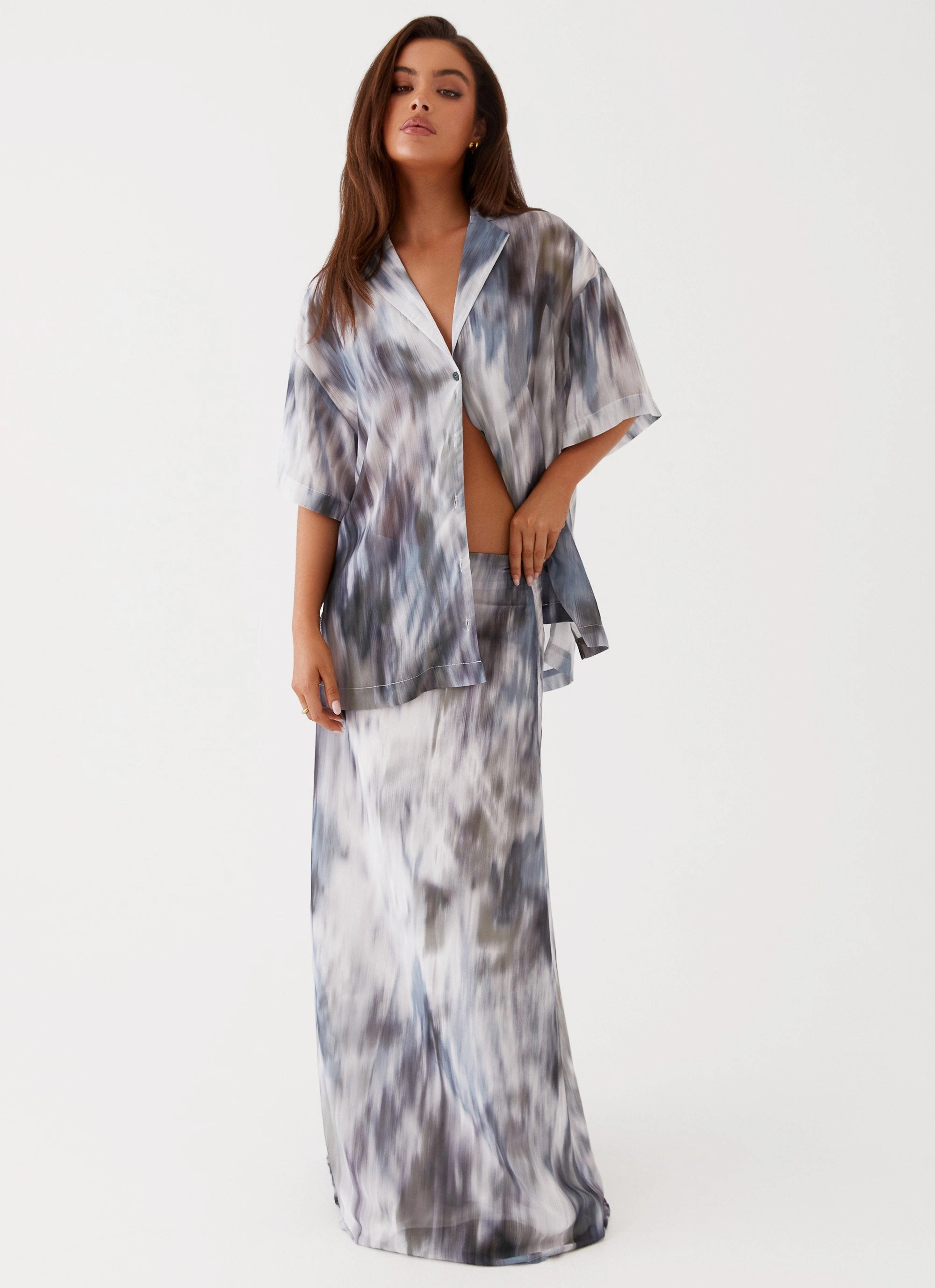 Fight The Feeling Oversized Shirt - Gloom Easycare LightweightTexture