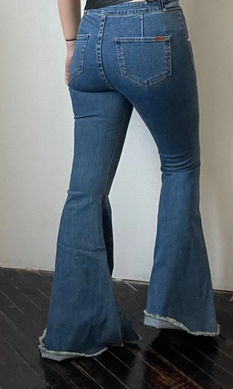Final Sale ✨ Alexandra Bell Jeans