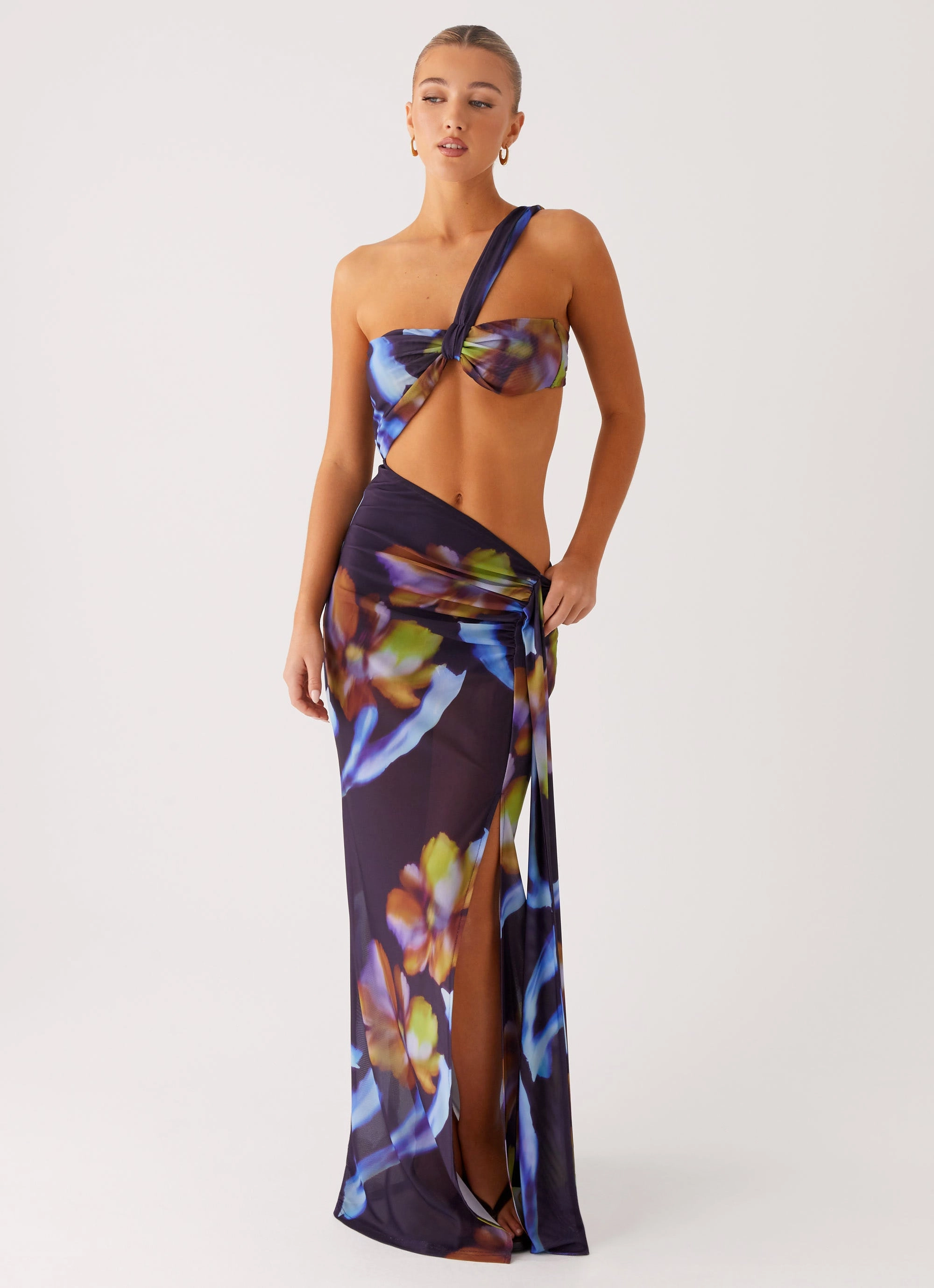 Movement Ready Costa Rica Maxi Dress - Dark Floral